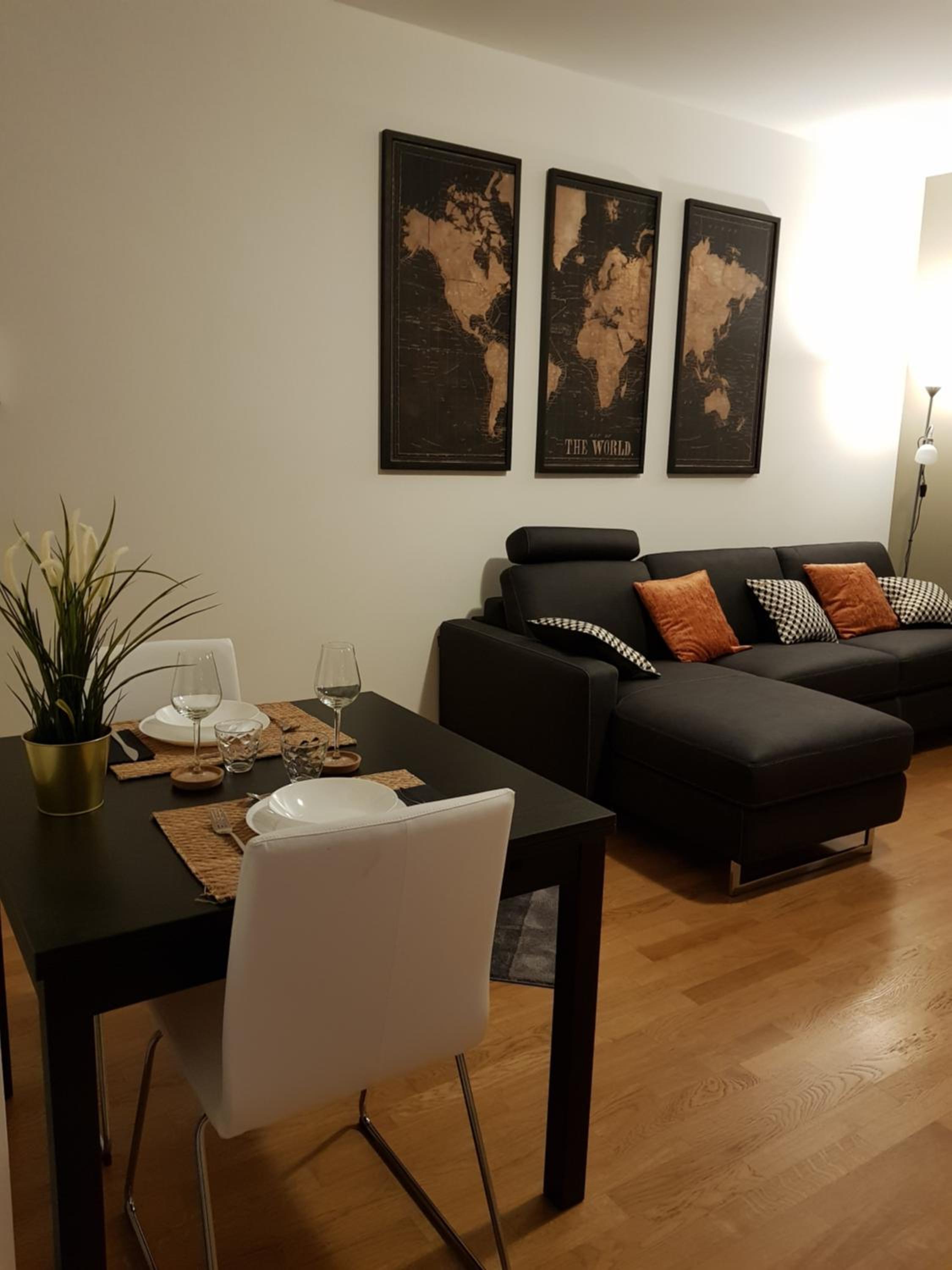 Moonflower House photo 2