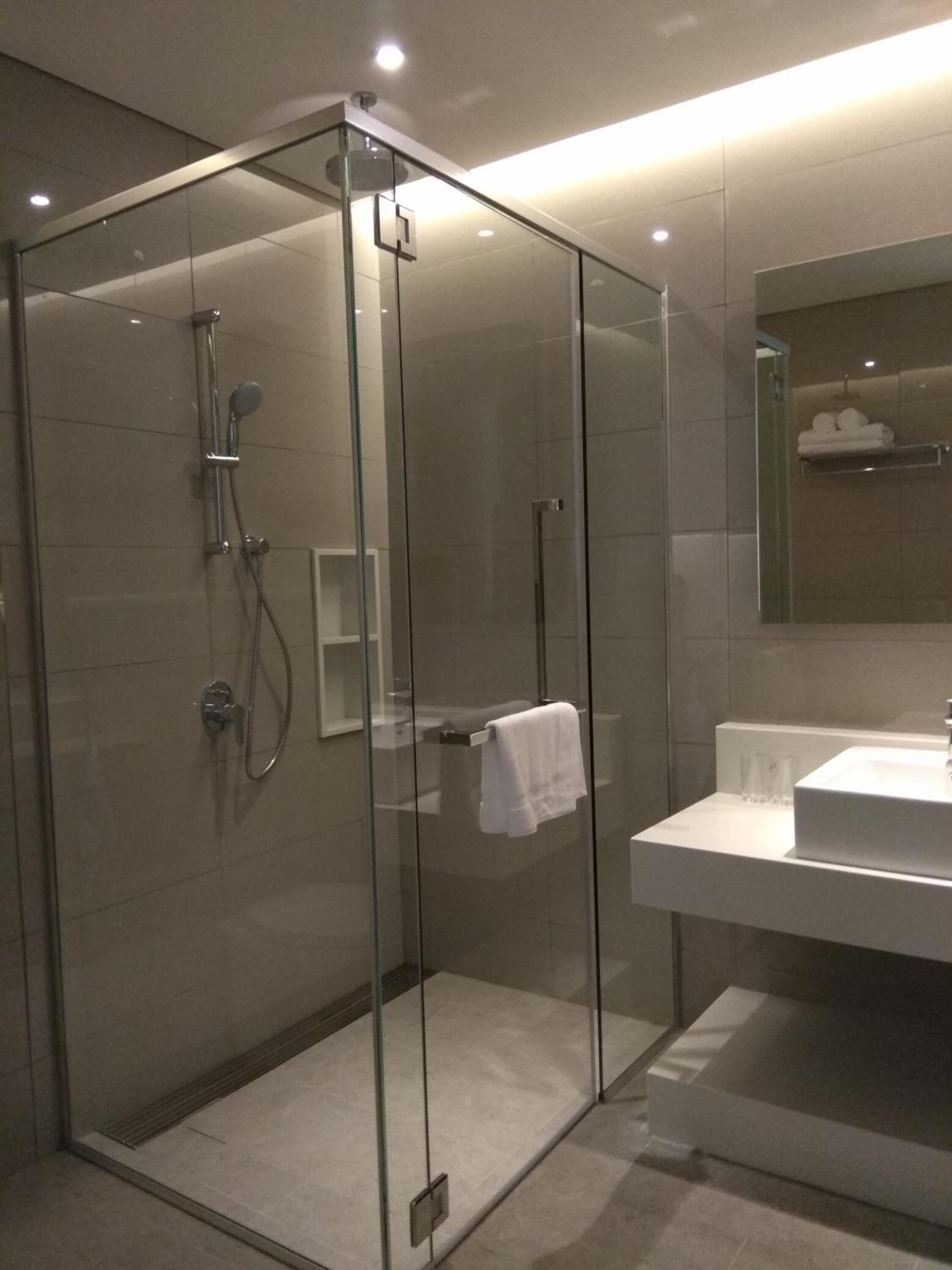 DingDong Bukit Bintang Luxury Suites,3mi to PaVlion mall