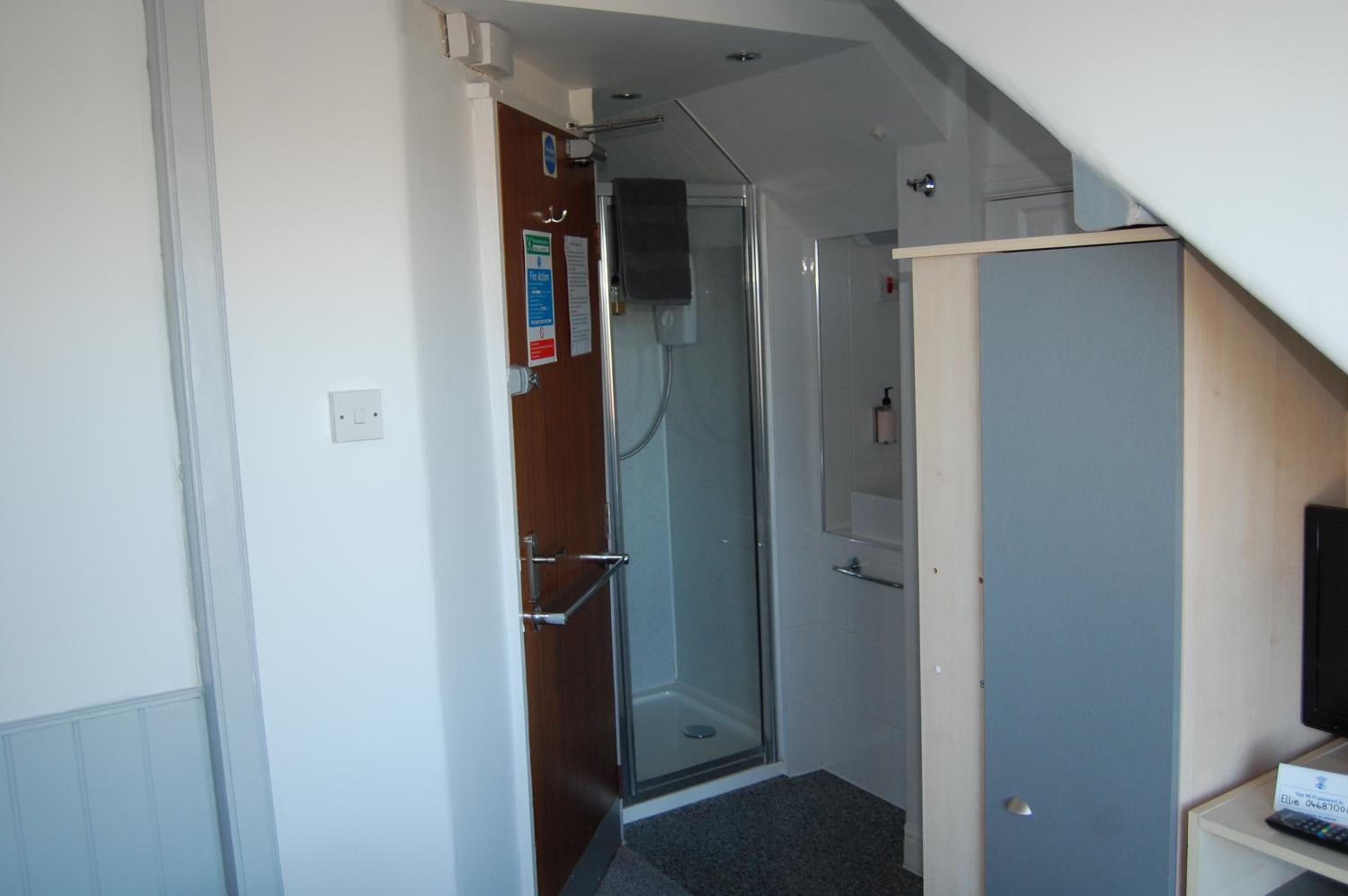 Photo 13
