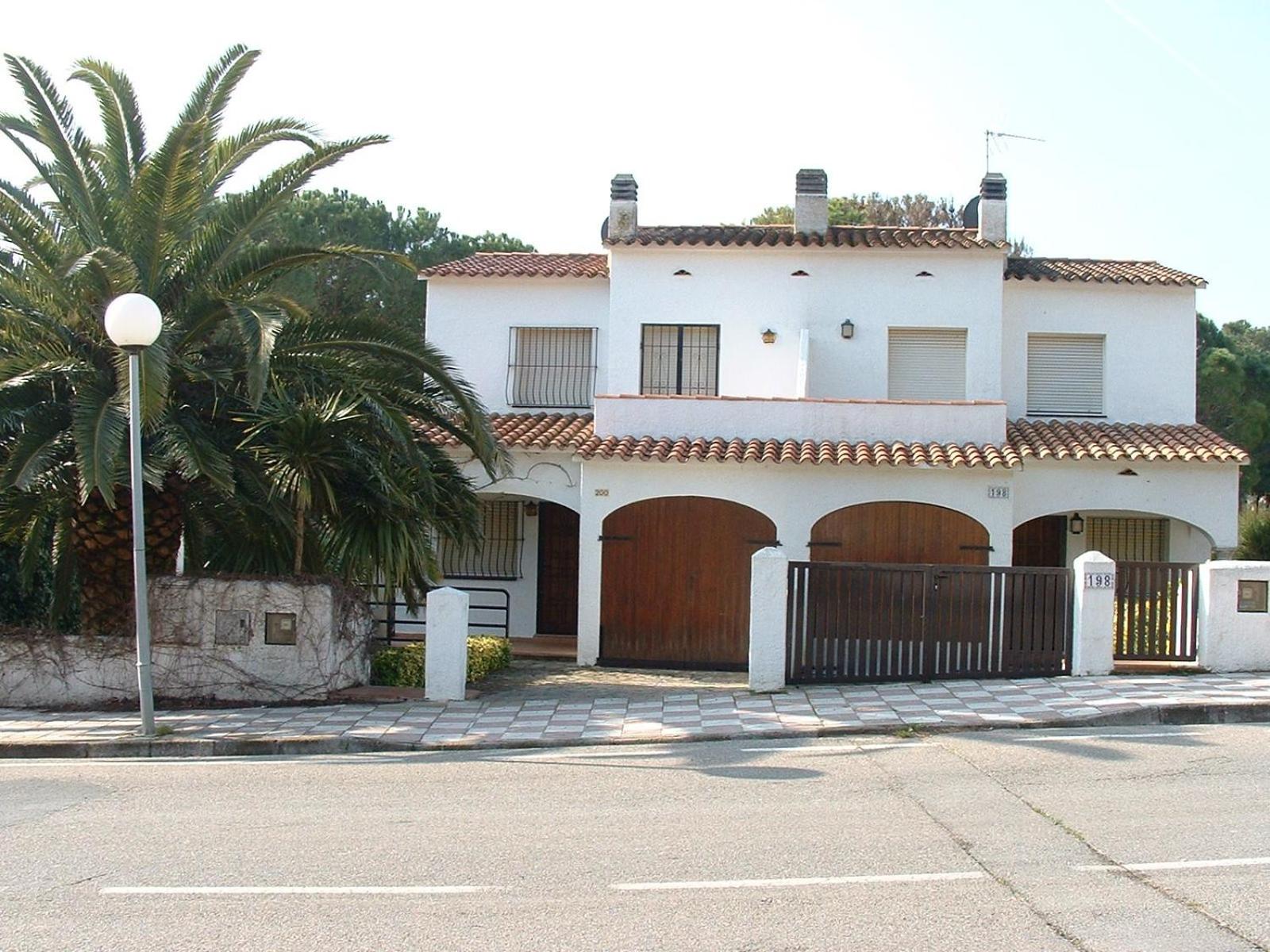 Casas Montgo Park photo 1