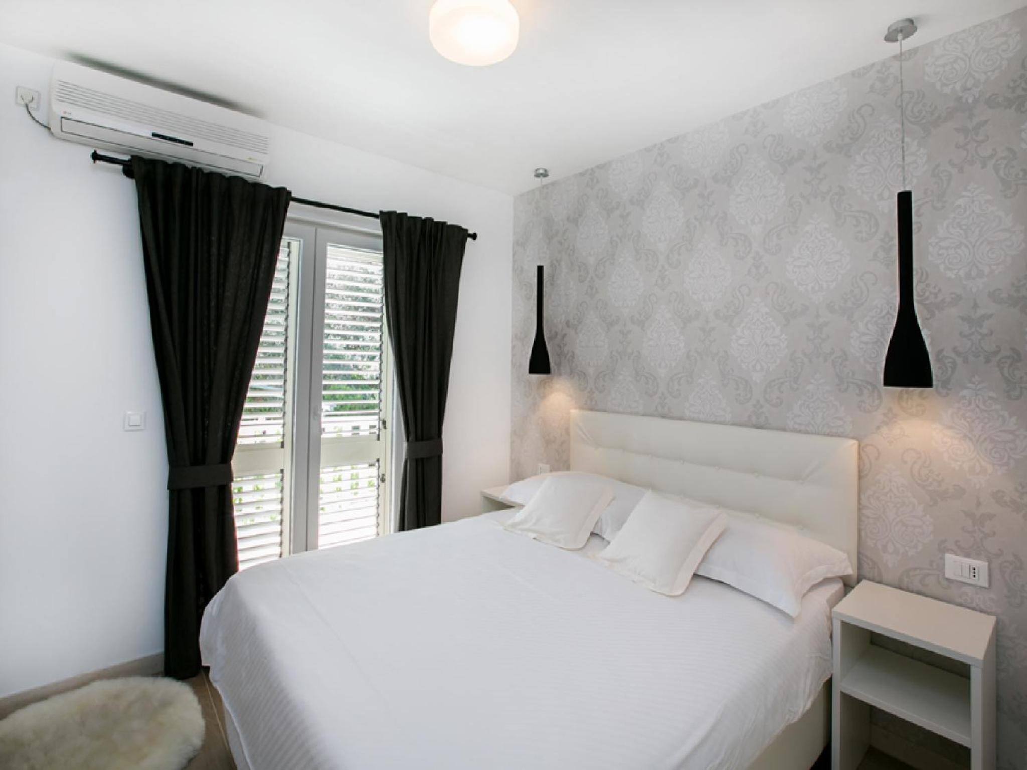 Apartments Carol Royal