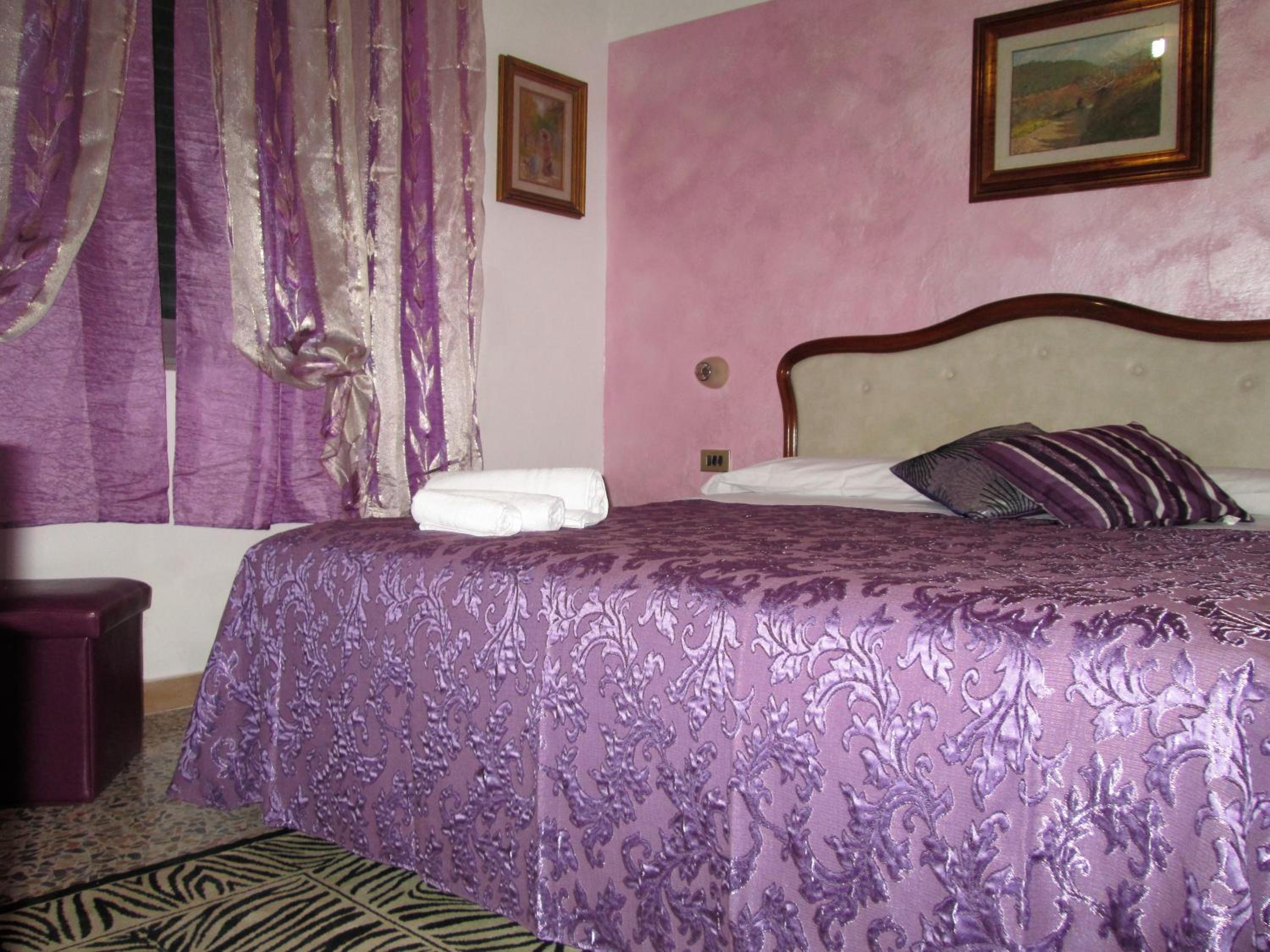 B&B Regina Margherita view 3