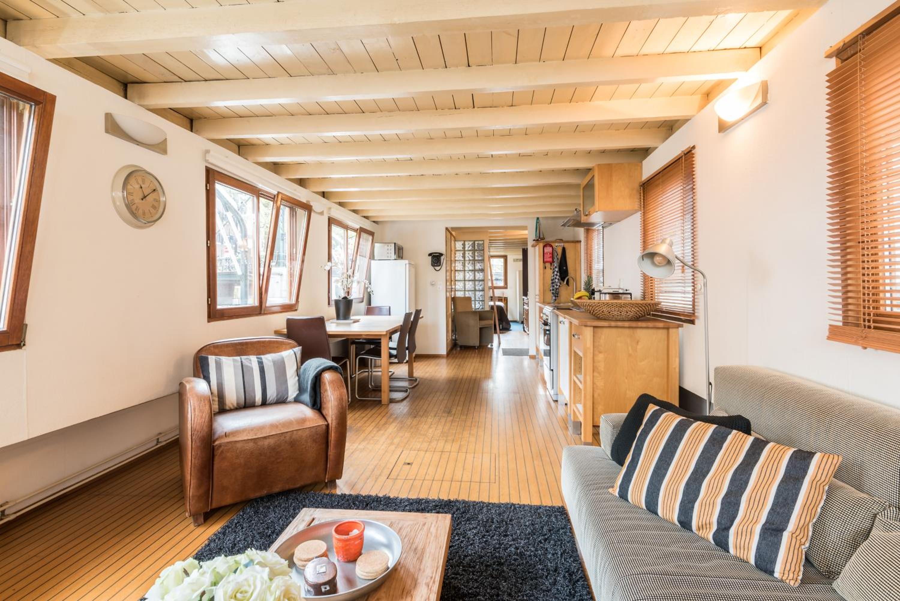 Houseboat Prince William & Houseboat Prince Arthur