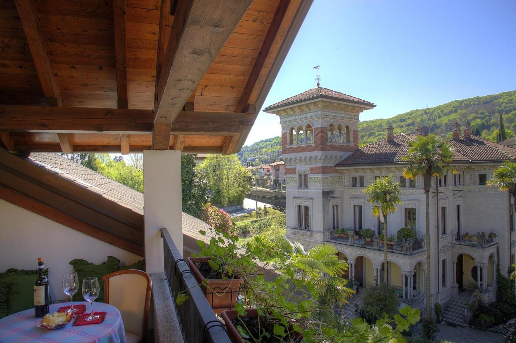 balcony