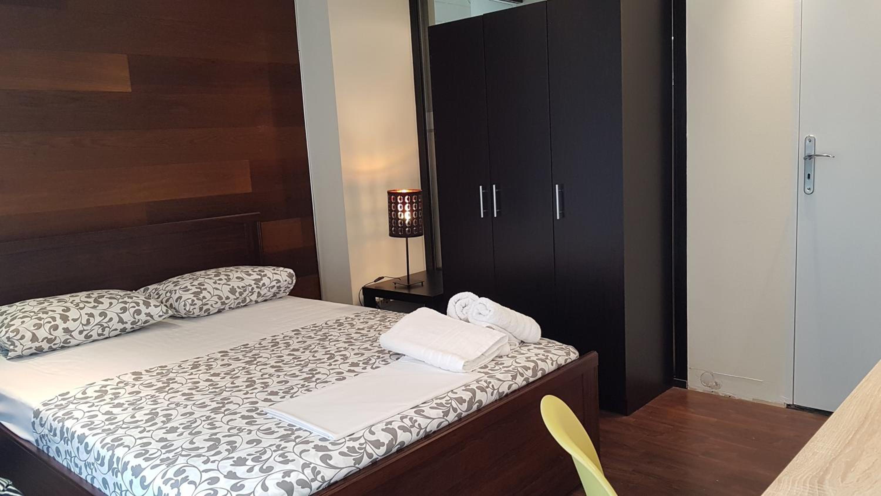Errathens Cherry and Berry Apartments - Athens Center