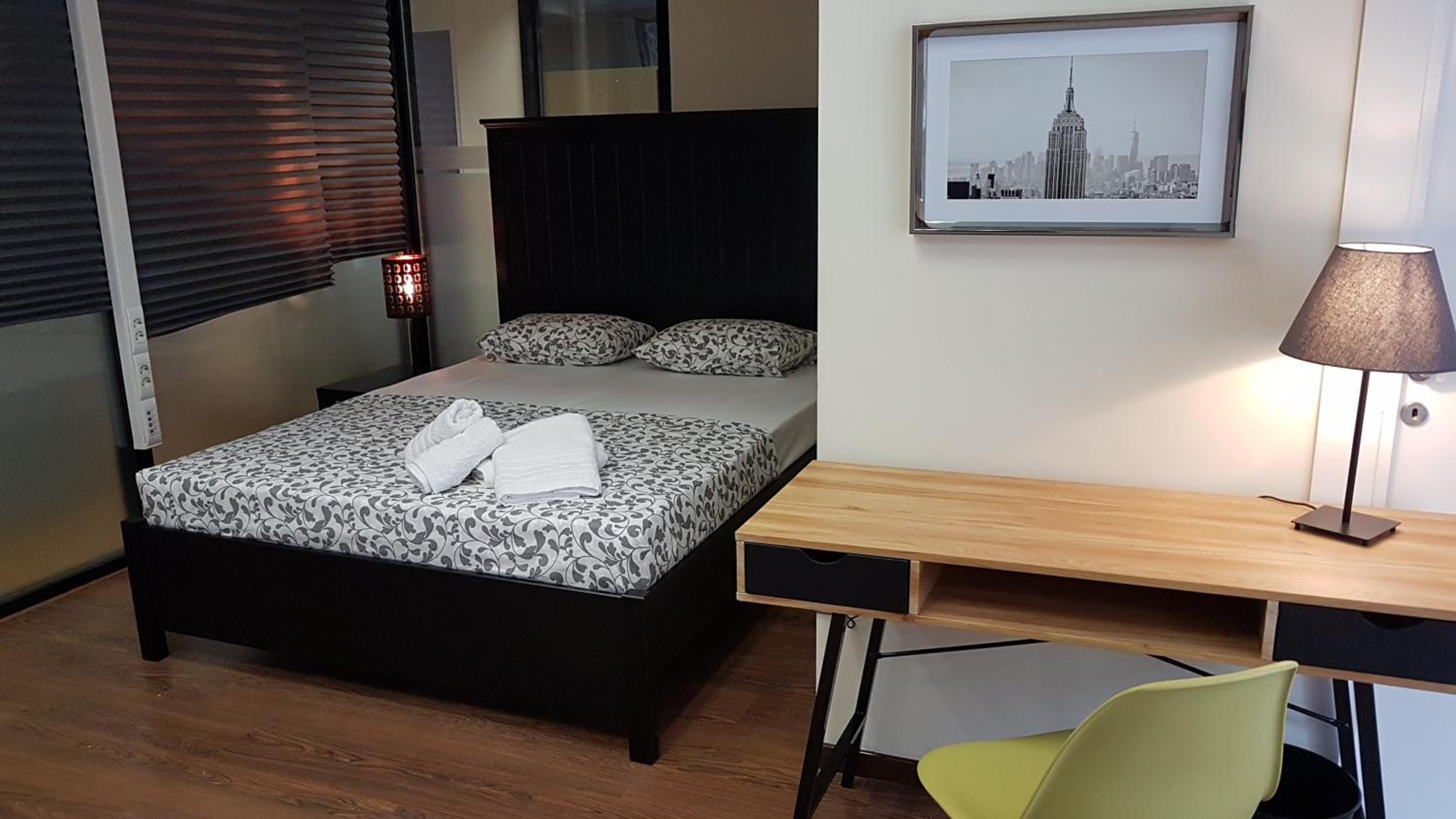 Errathens Cherry and Berry Apartments - Athens Center