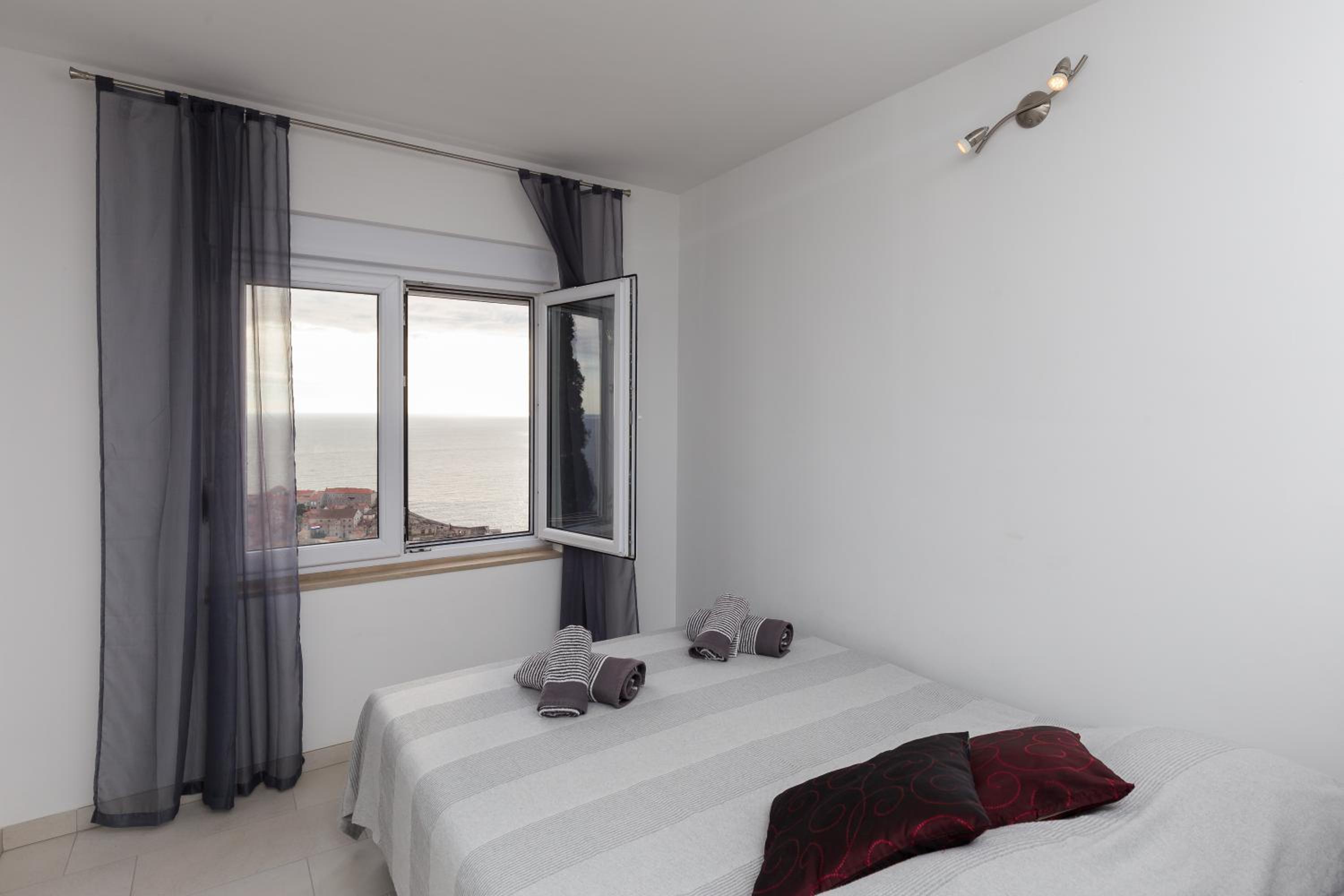 Apartments Luna