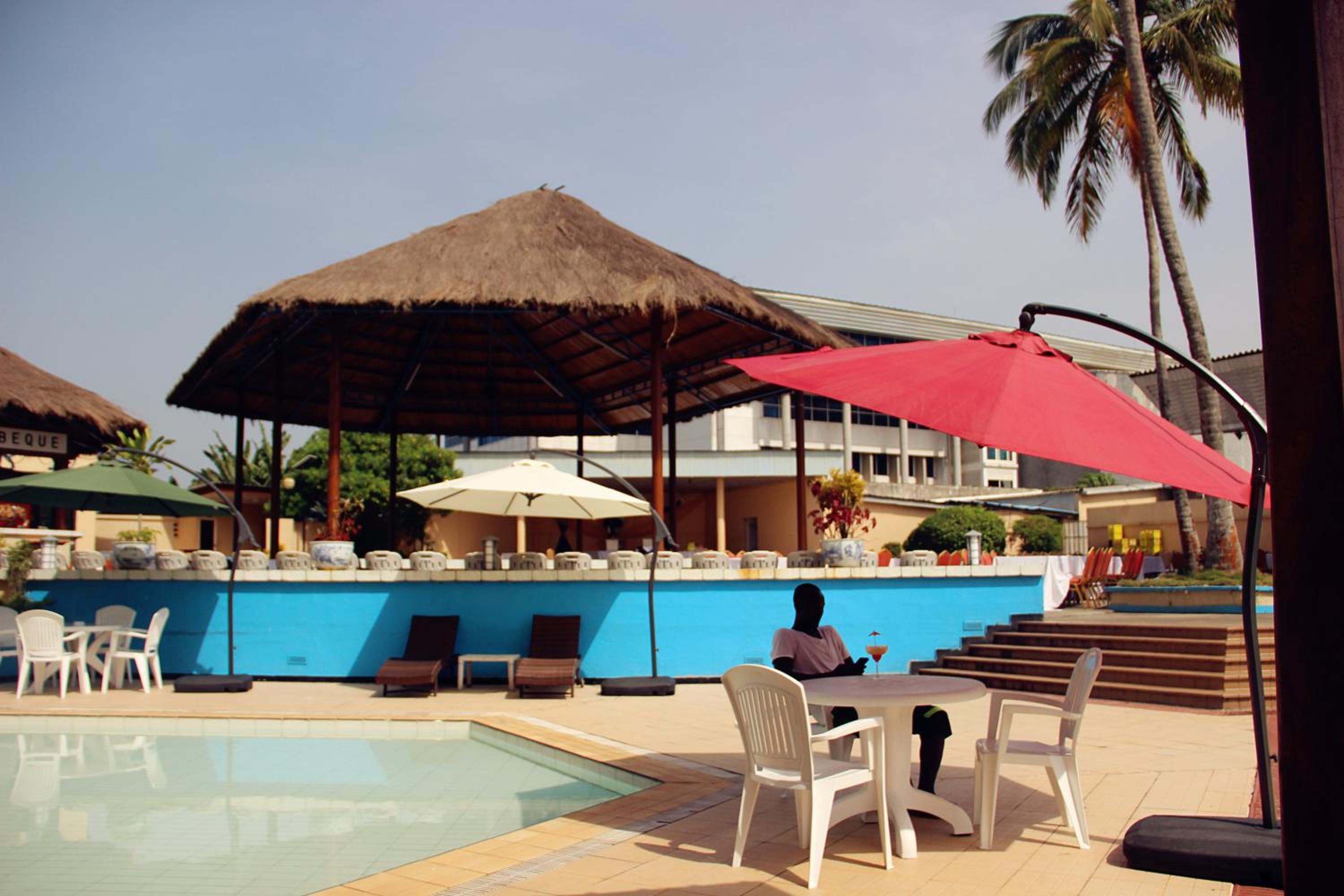 swimming pool