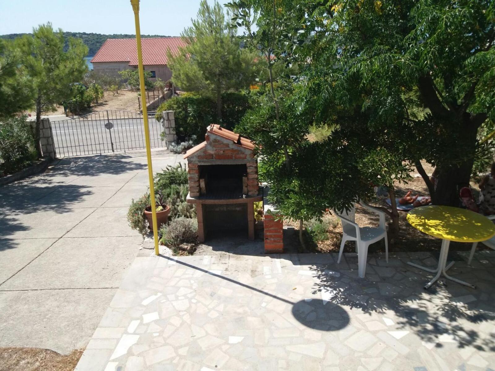 Holiday Home Vjeka view 3