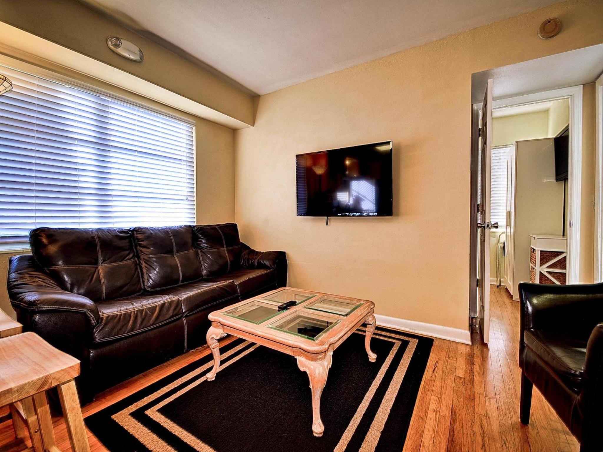 Palm Place 4- Royal Palm 621