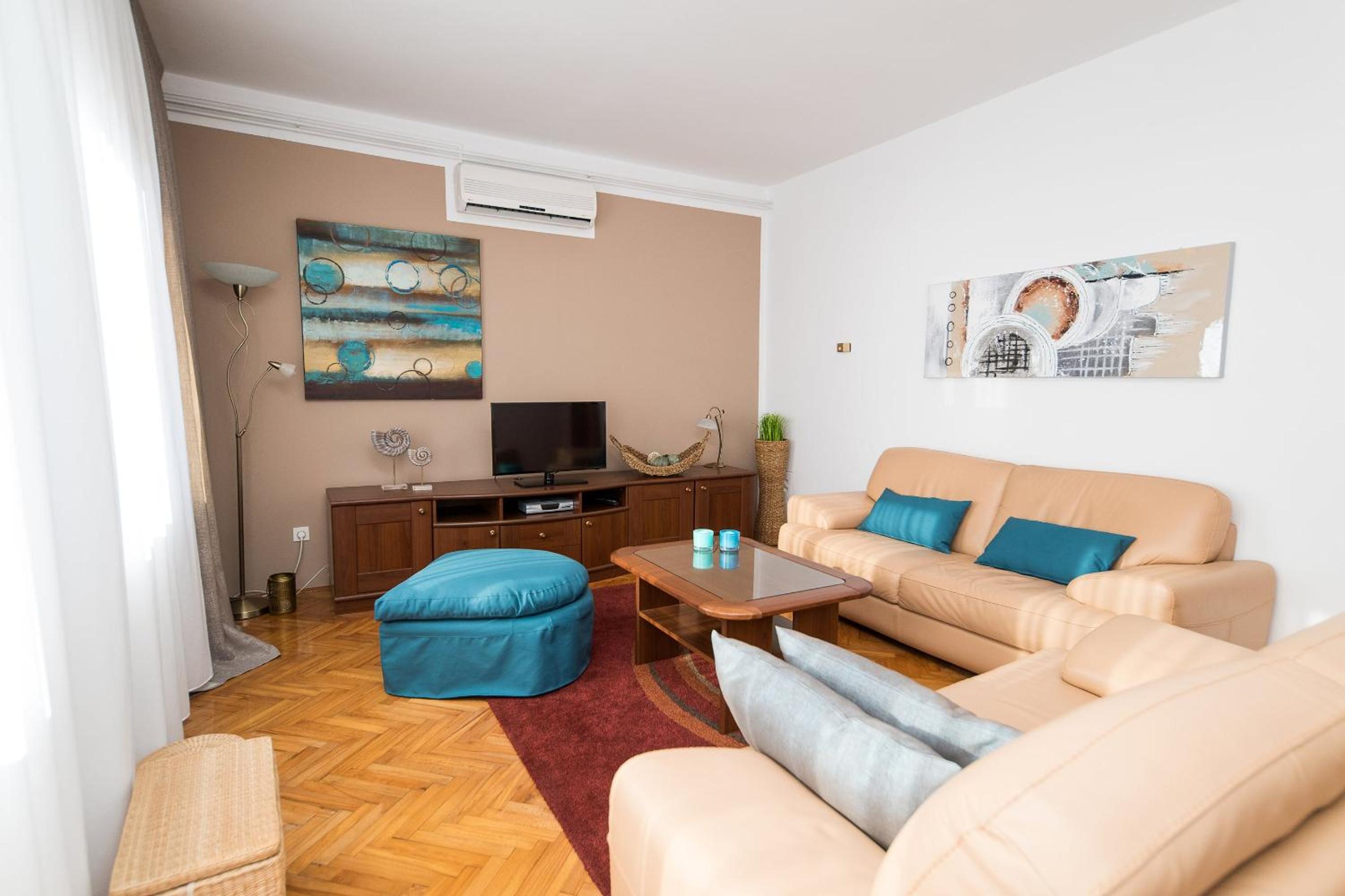Apartment Valentino view 4