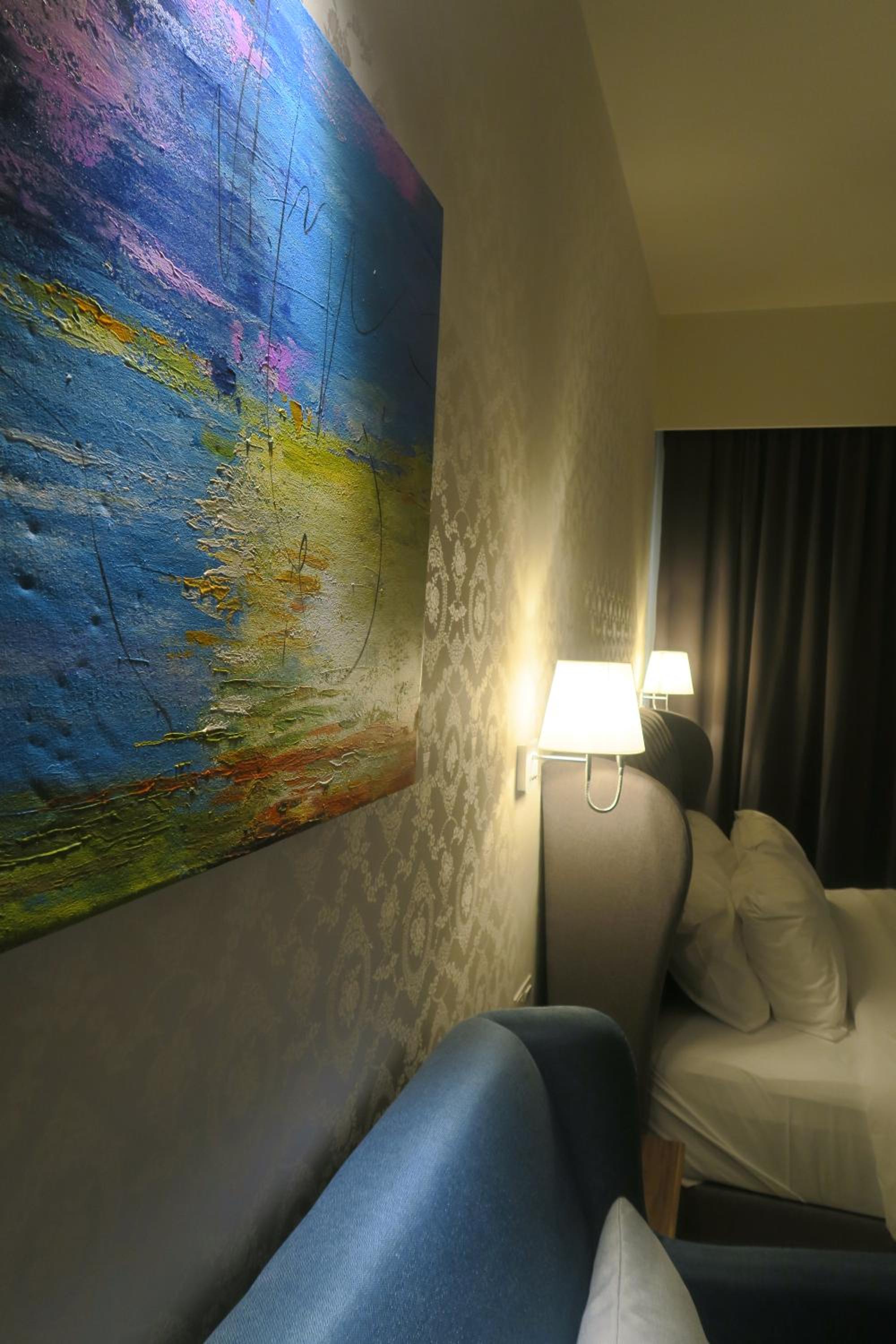 DingDong Bukit Bintang Luxury Suites,3mi to PaVlion mall
