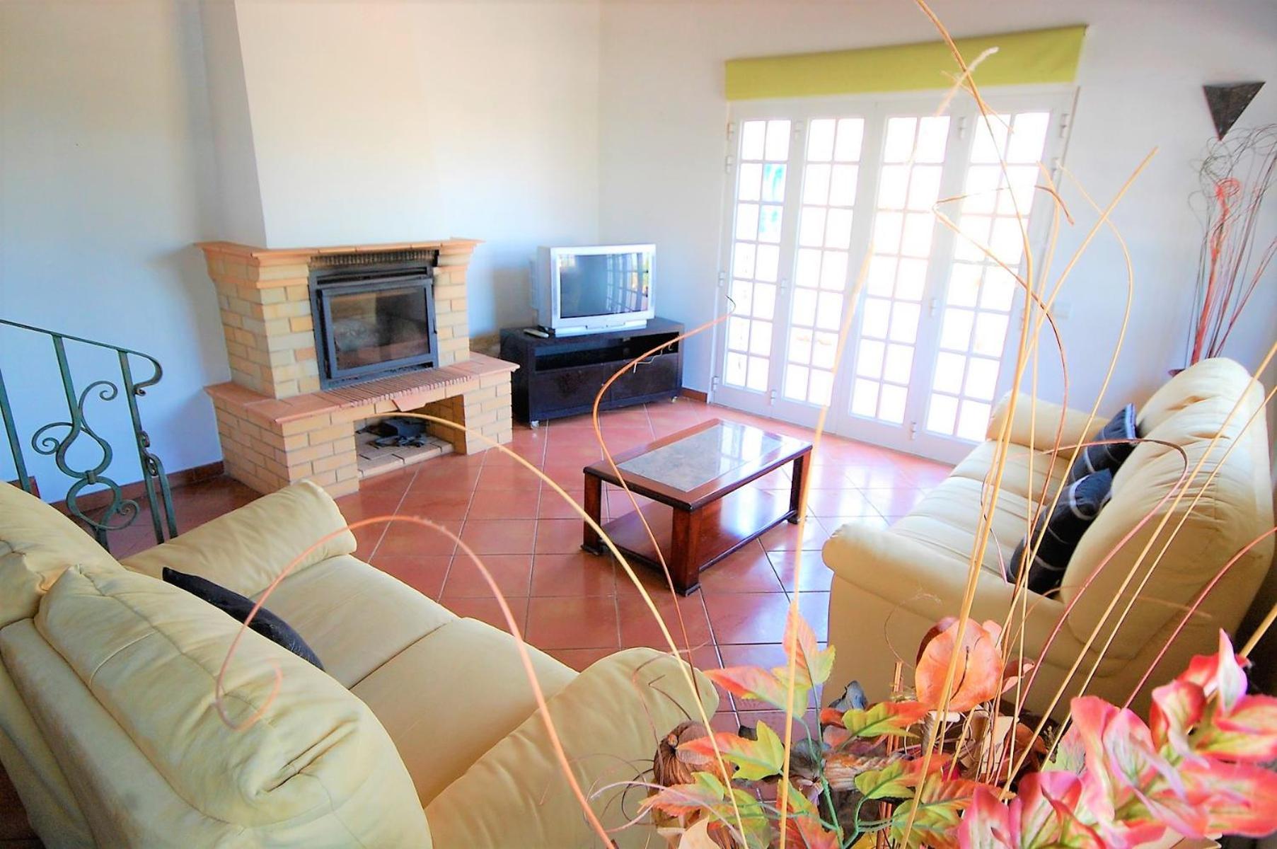 Casa da Eira - Private Villa - pool - Free wi-fi - Air Con view 4