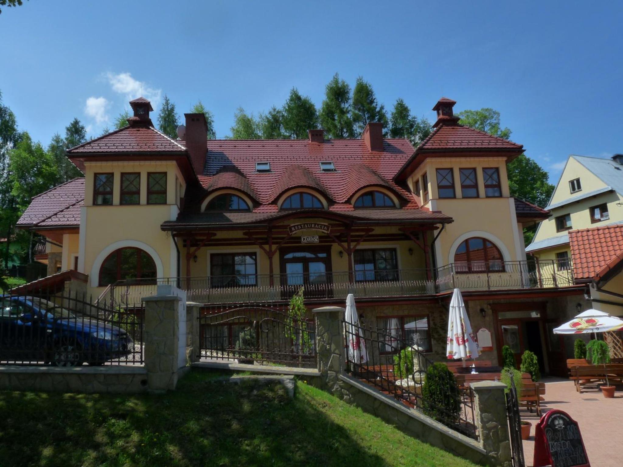 Photo 9