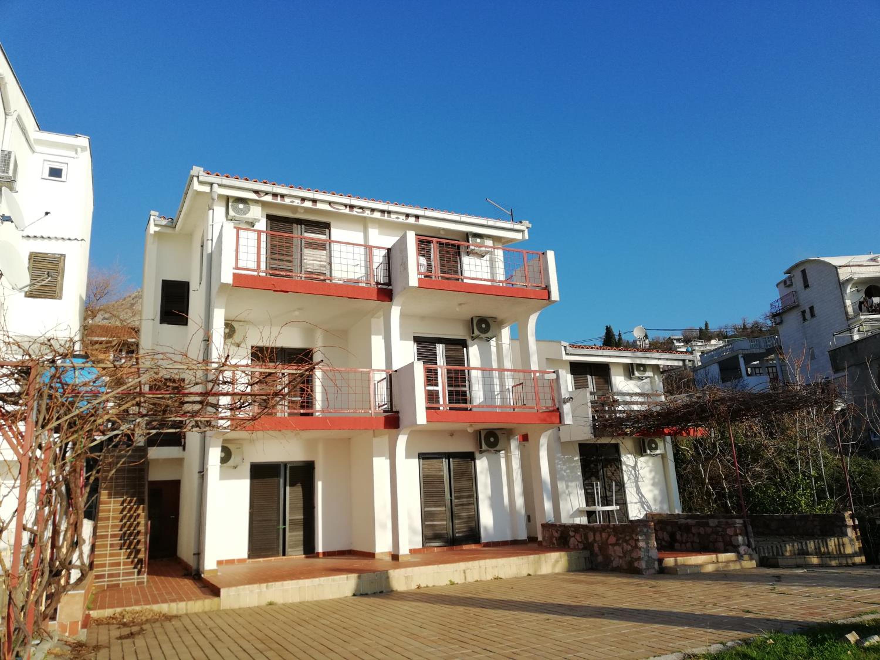 Guesthouse Obala view 3