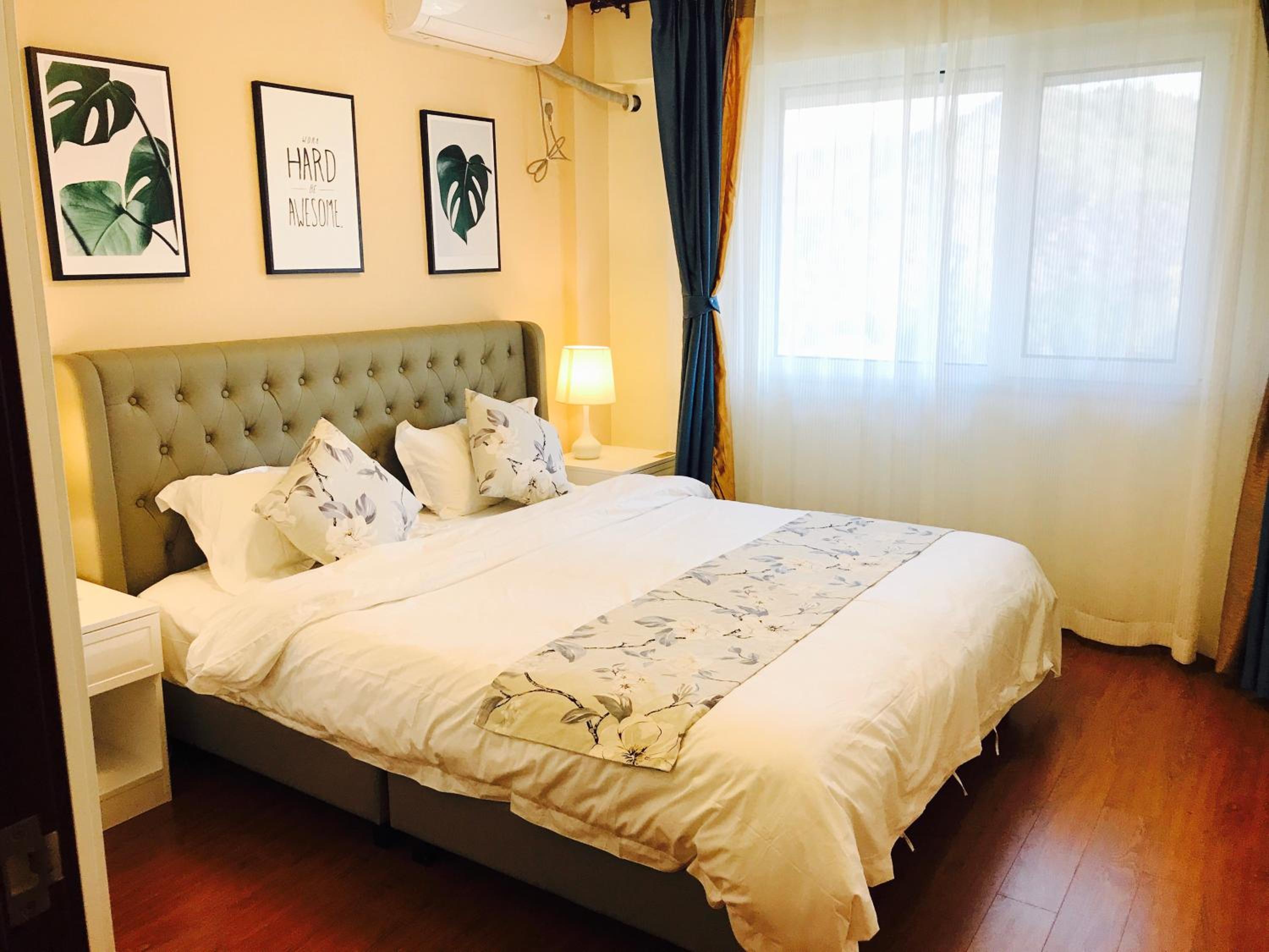 Beijing Tulu Apartment