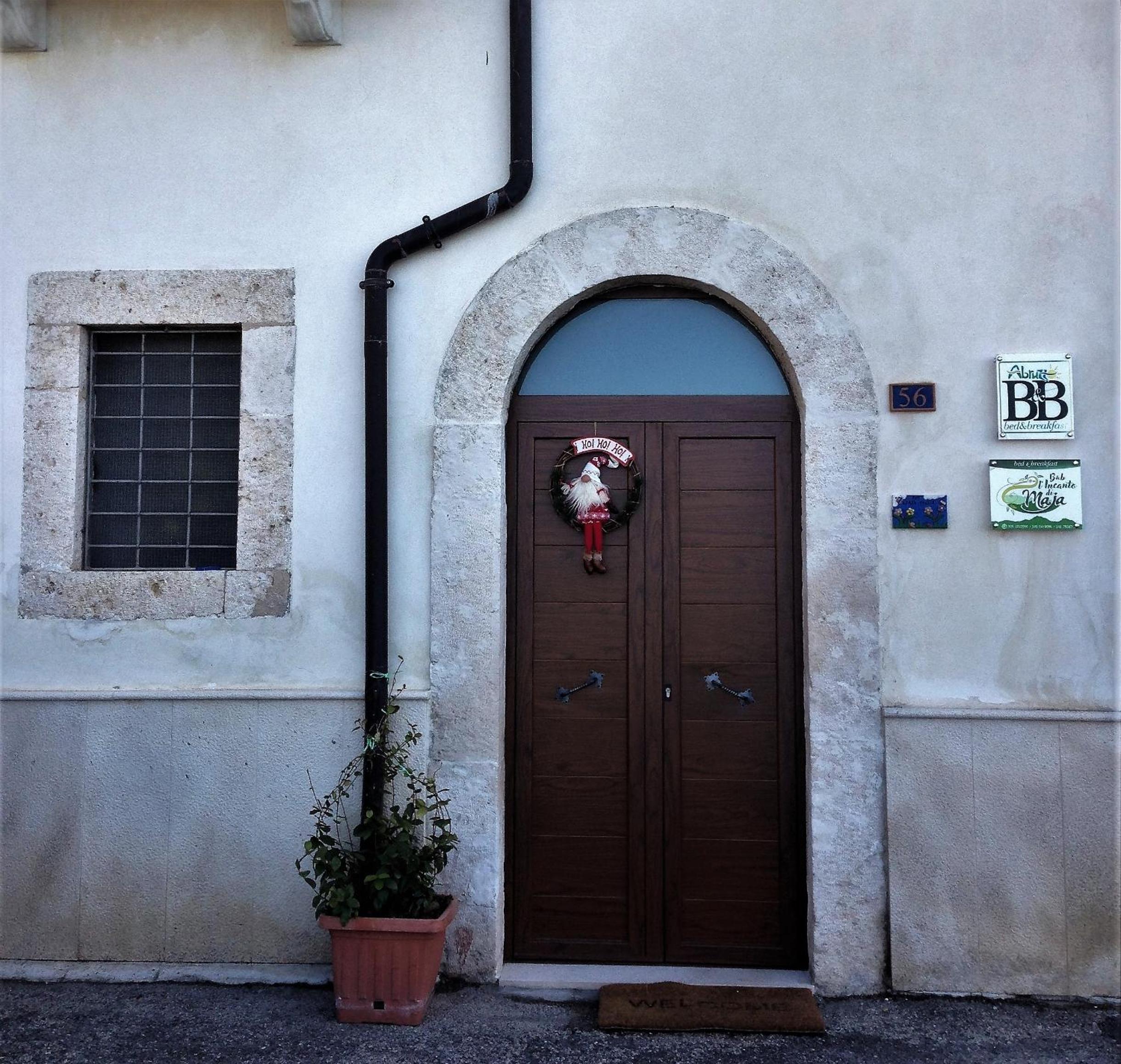 Photo 33