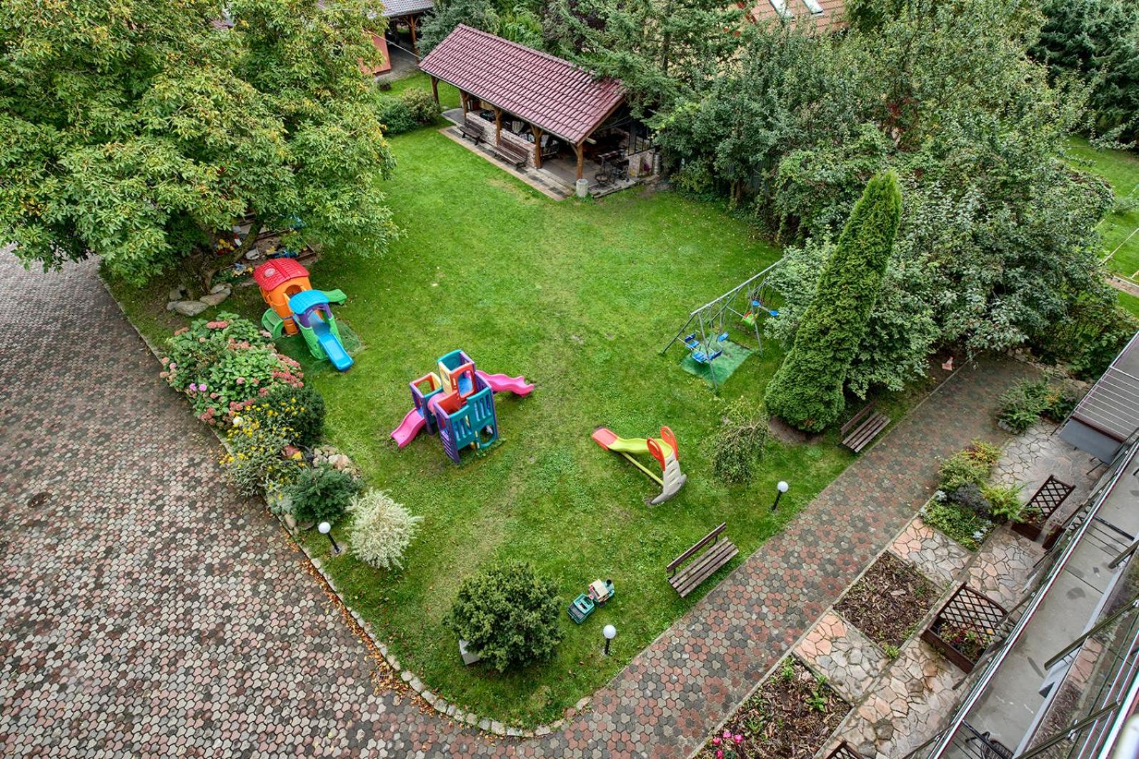 Nord-West i restauracja Tawerna Kubryk