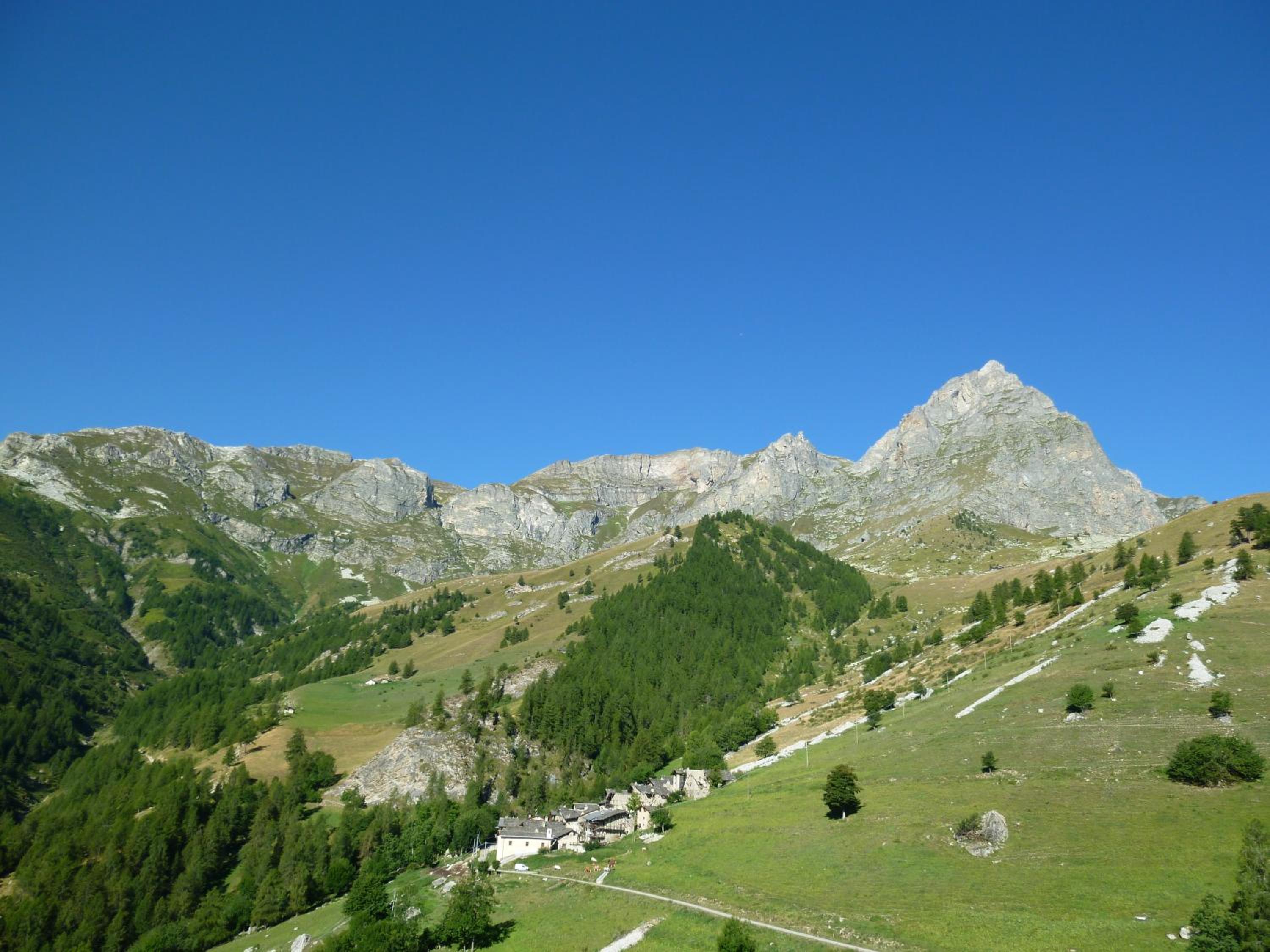 La Buneta view 3