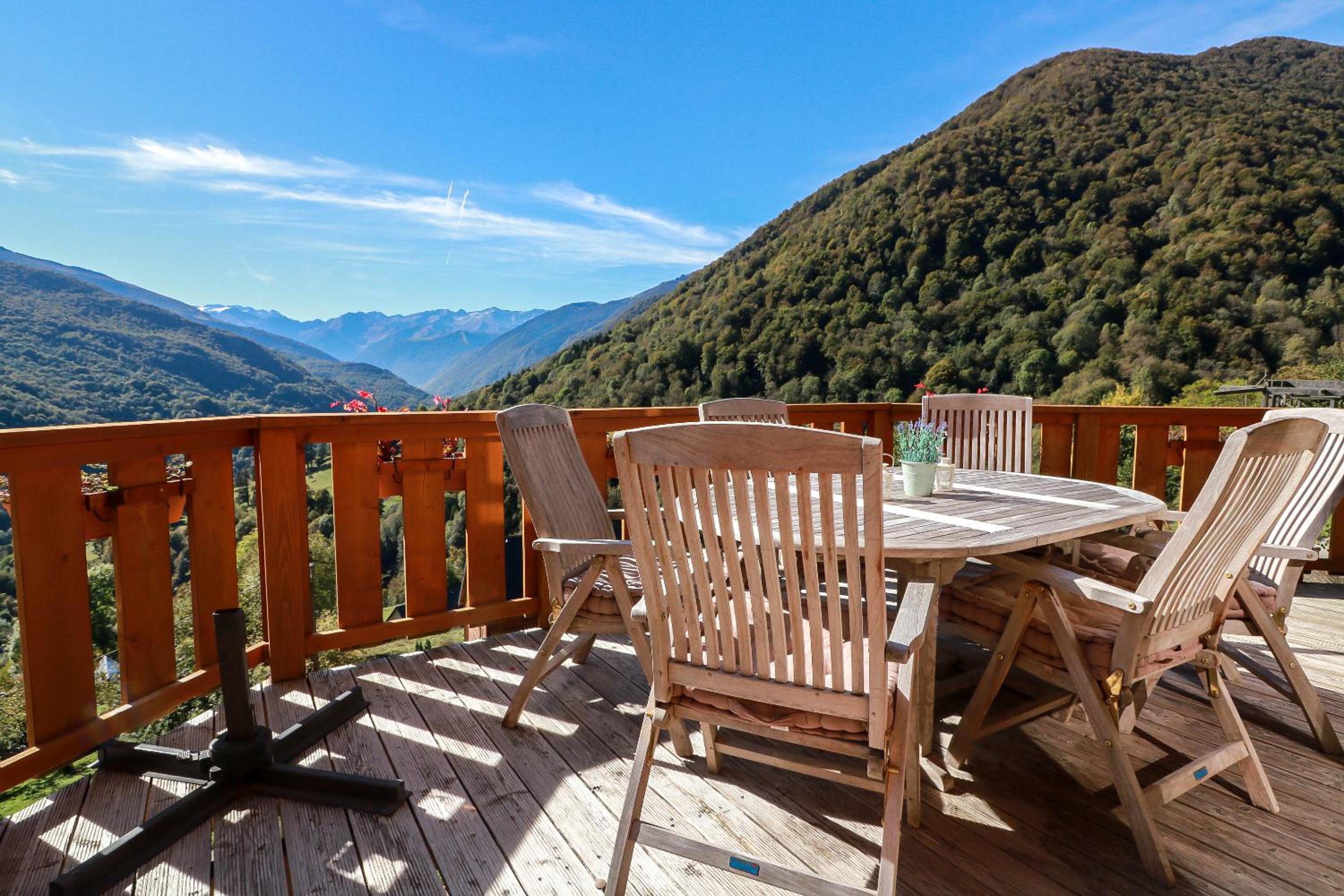 Chalet de Barraou view 2