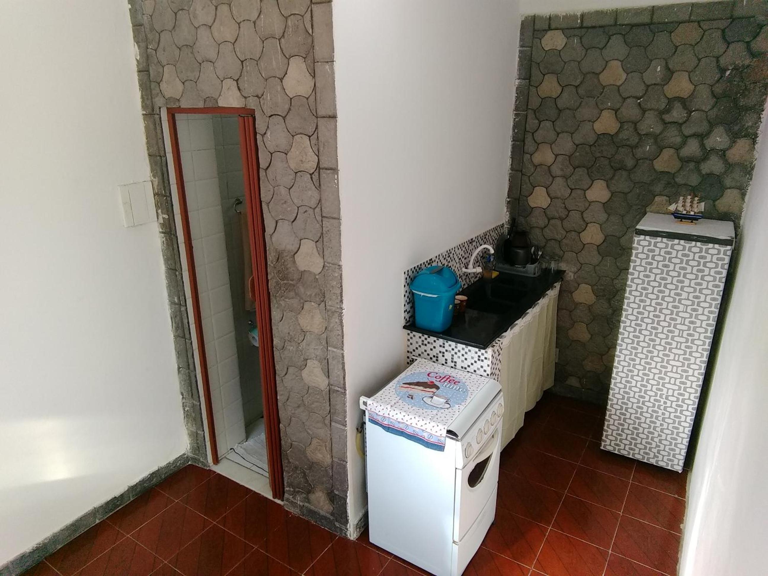 Quitinetes e Suites em Arraial