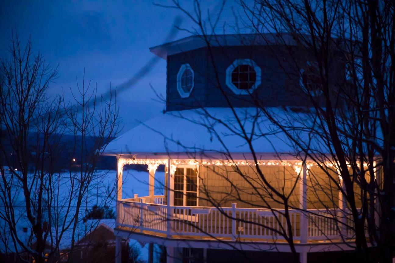 La Maison Bleue du Lac Wallace