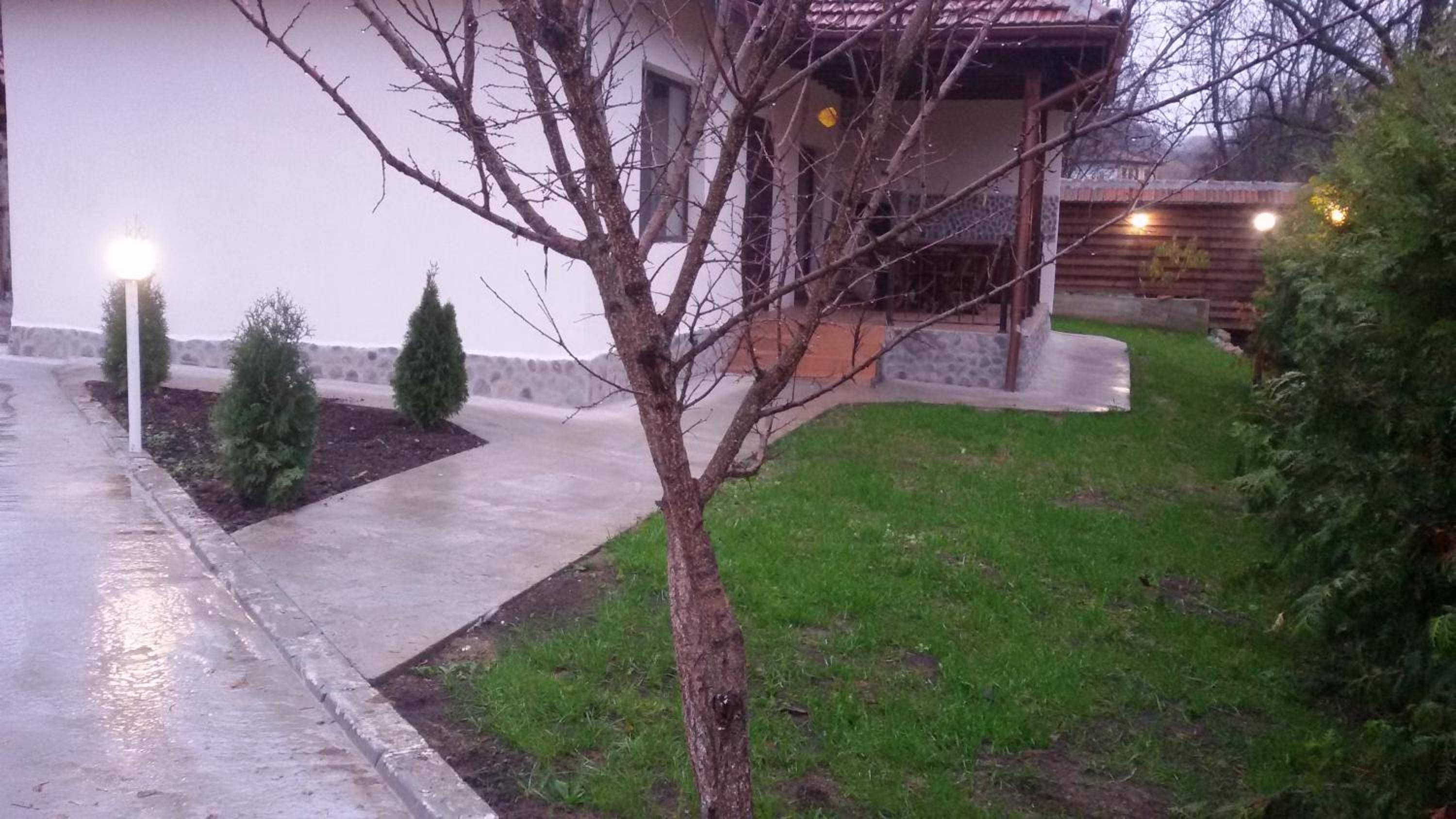 Guest House 