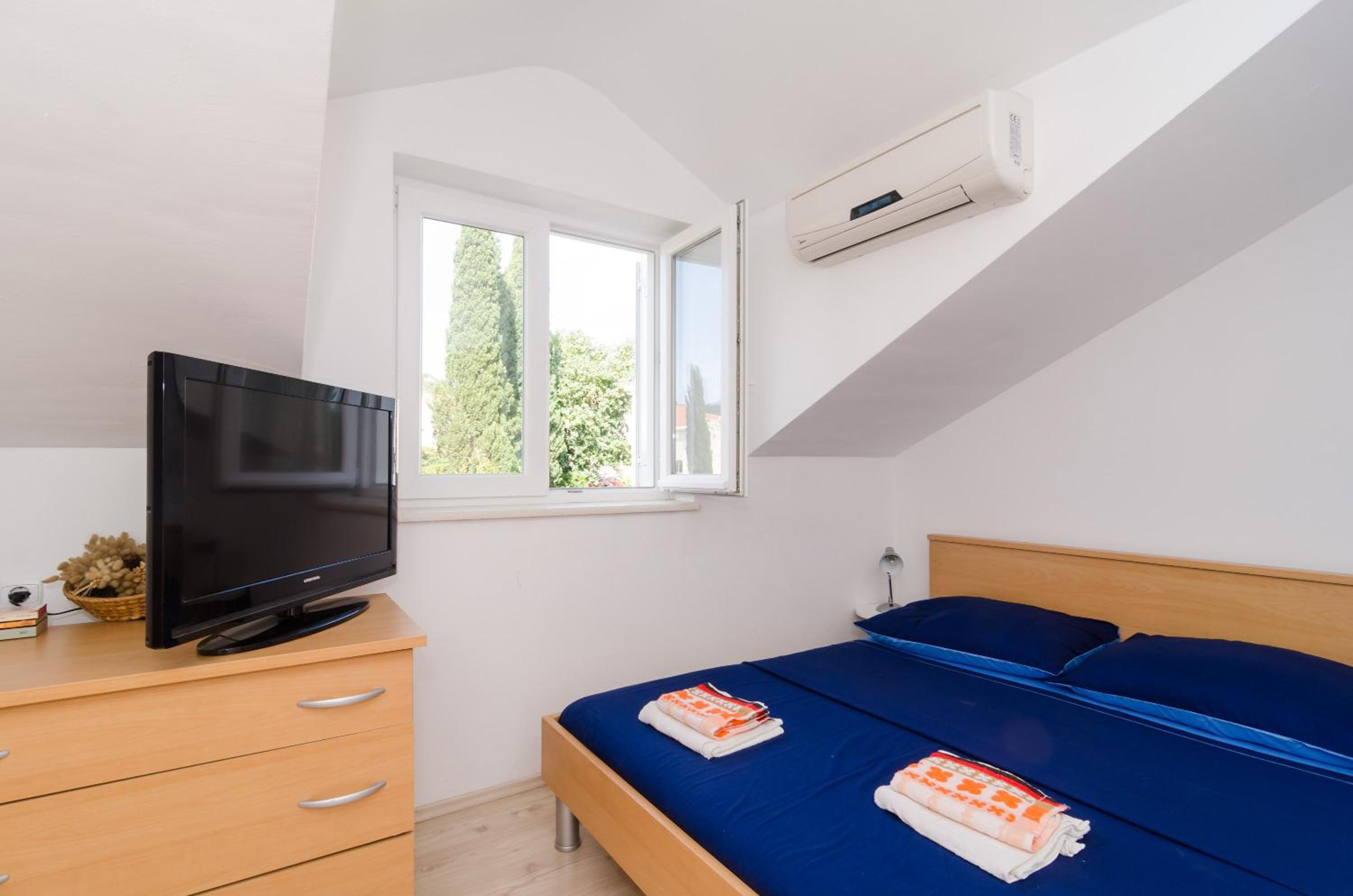 Apartments Eva