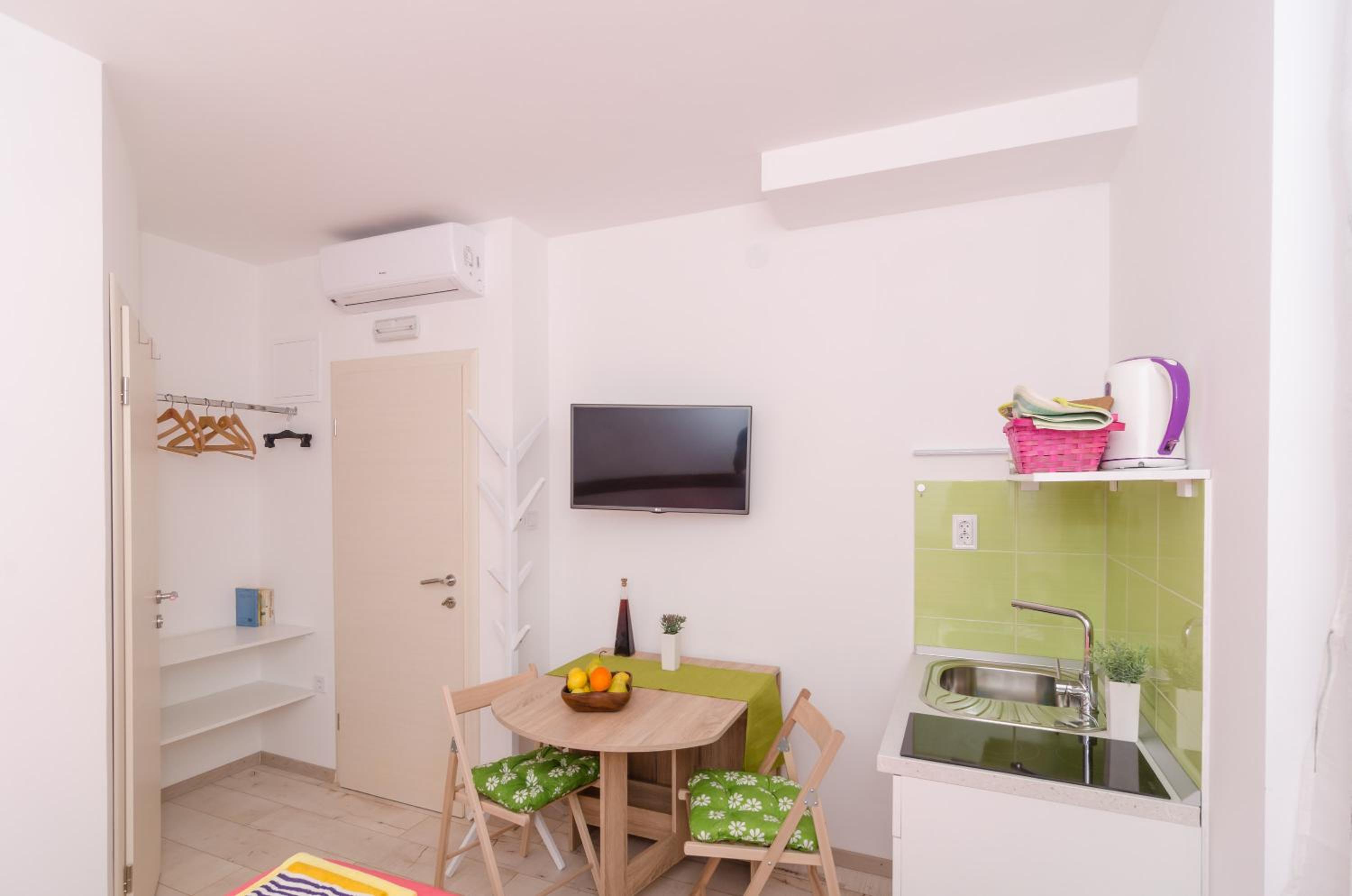 Apartments Eva