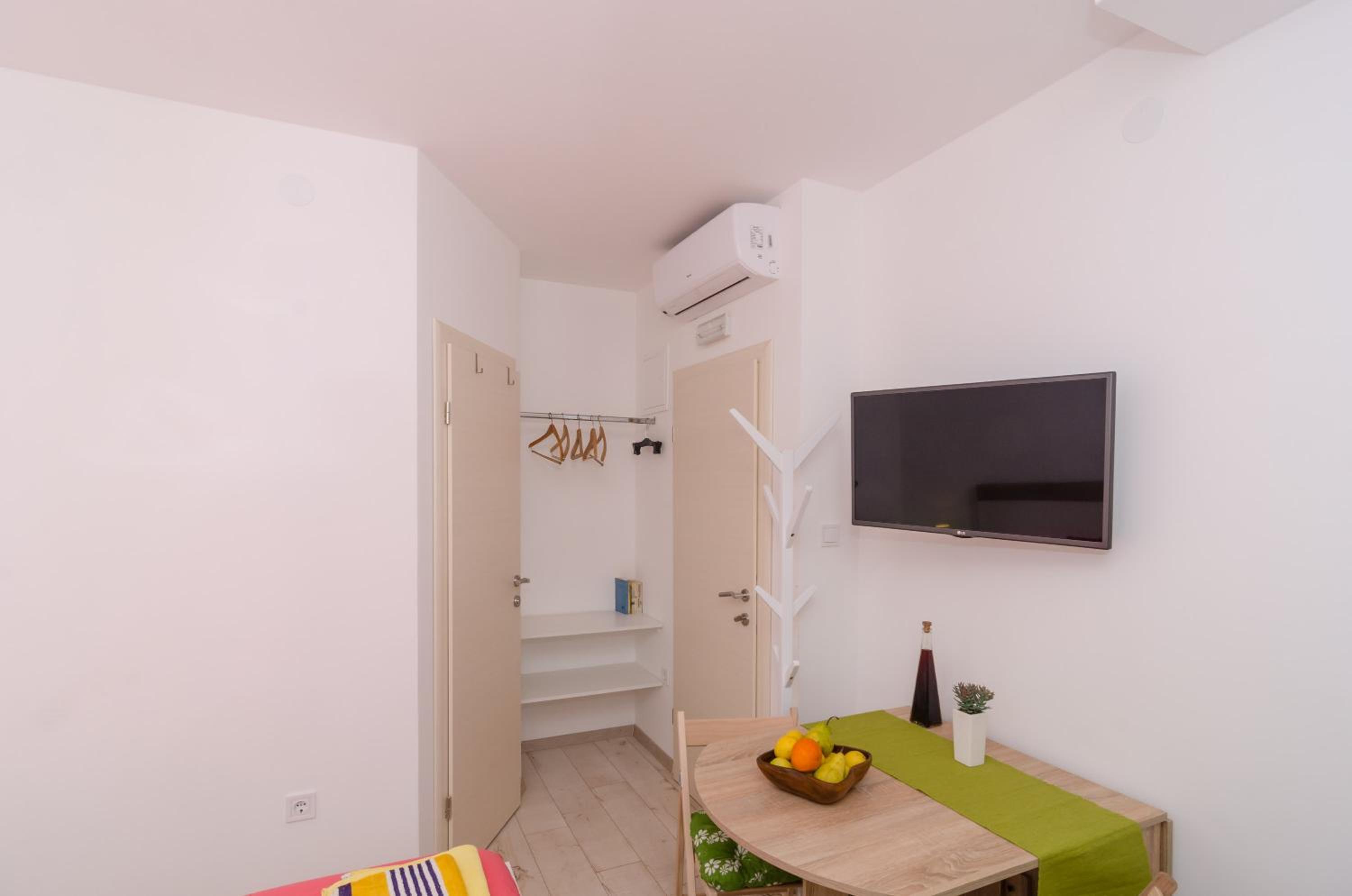 Apartments Eva
