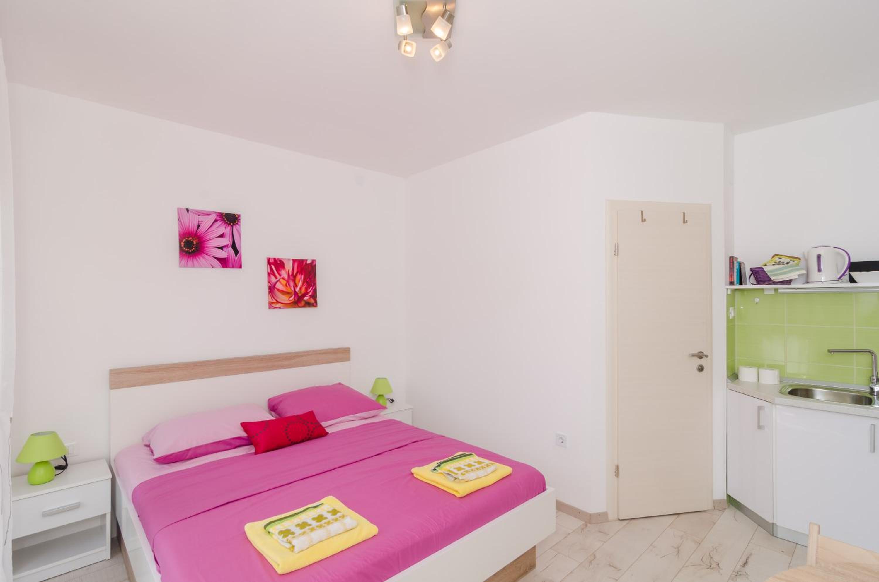 Apartments Eva