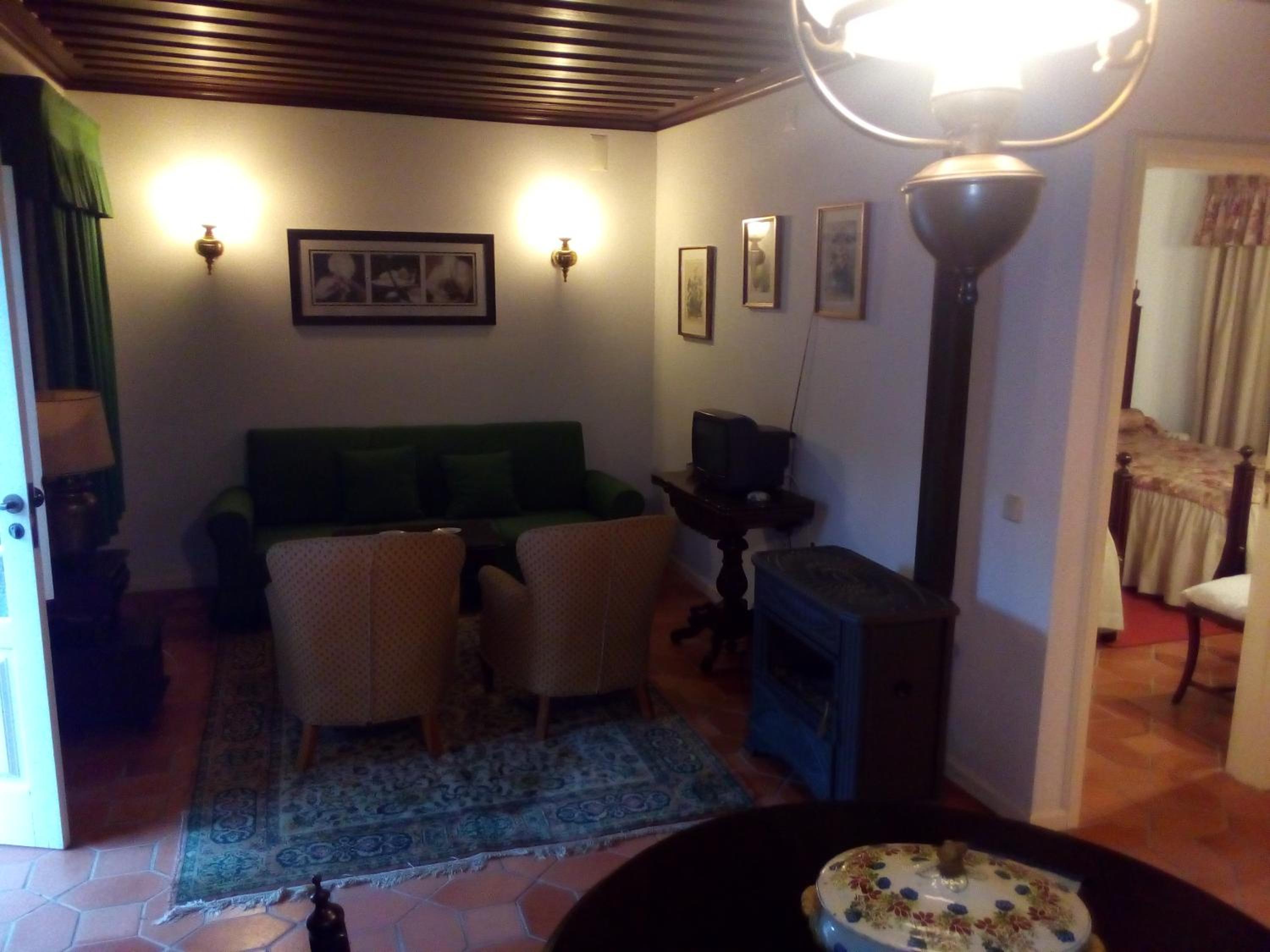 Photo 38