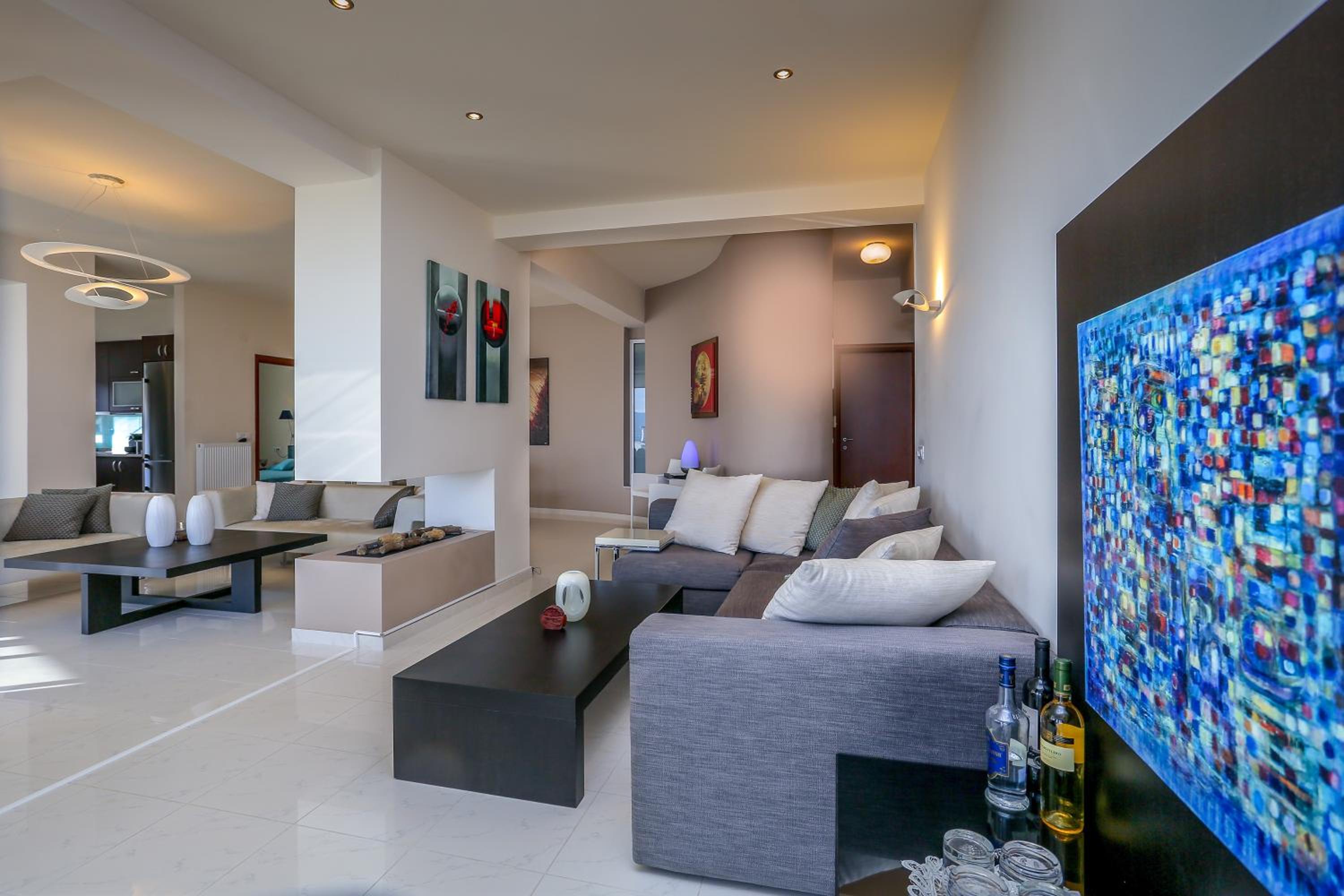 Antiopi Luxury Villa photo 3