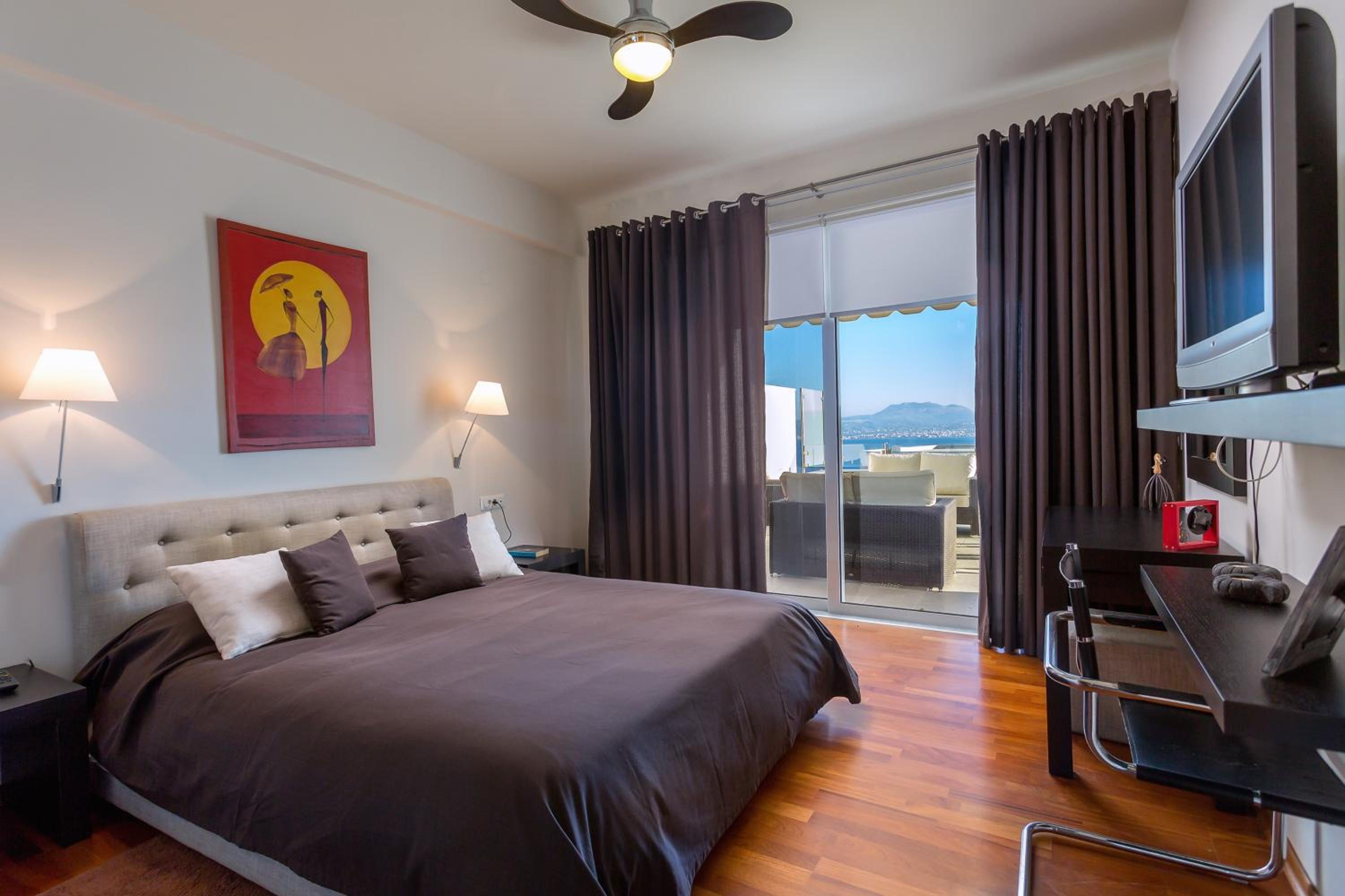 Antiopi Luxury Villa
