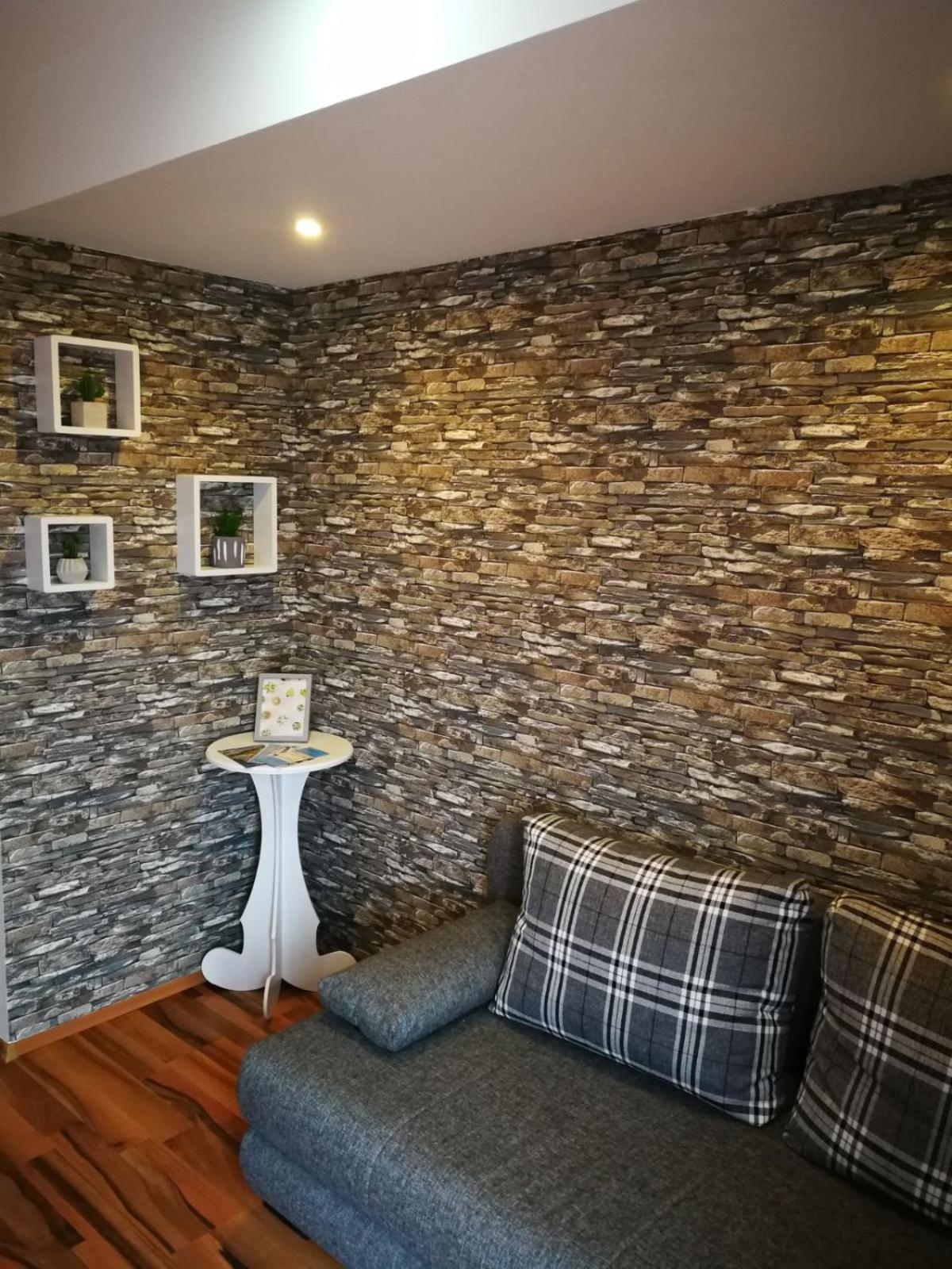 Niko Apartment