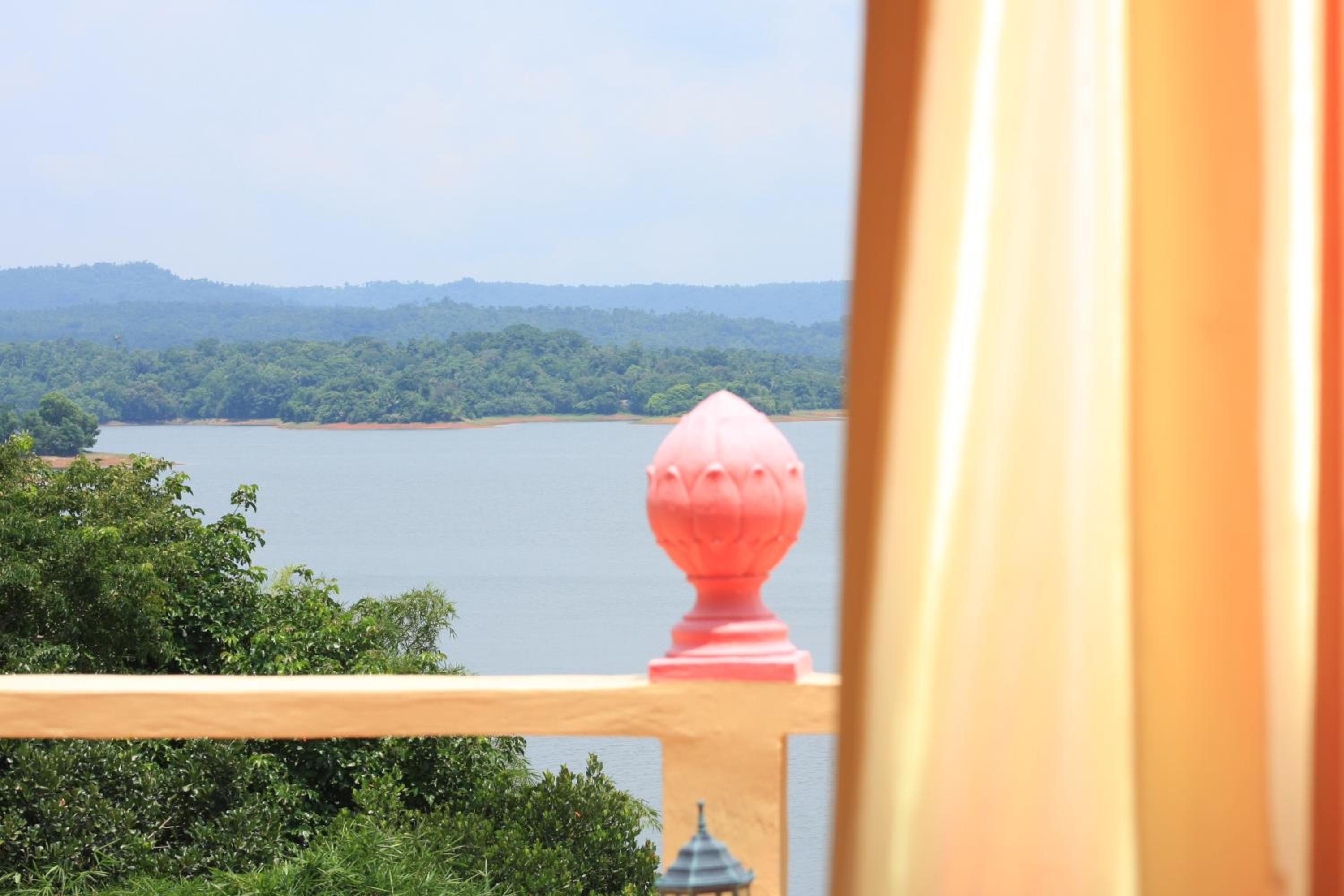 Balcony & Terrace