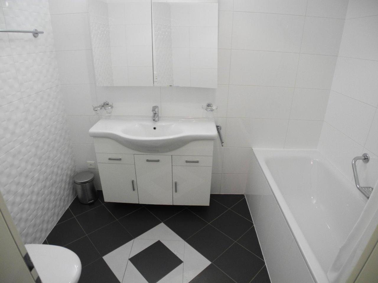 Casa Robinia App 4000