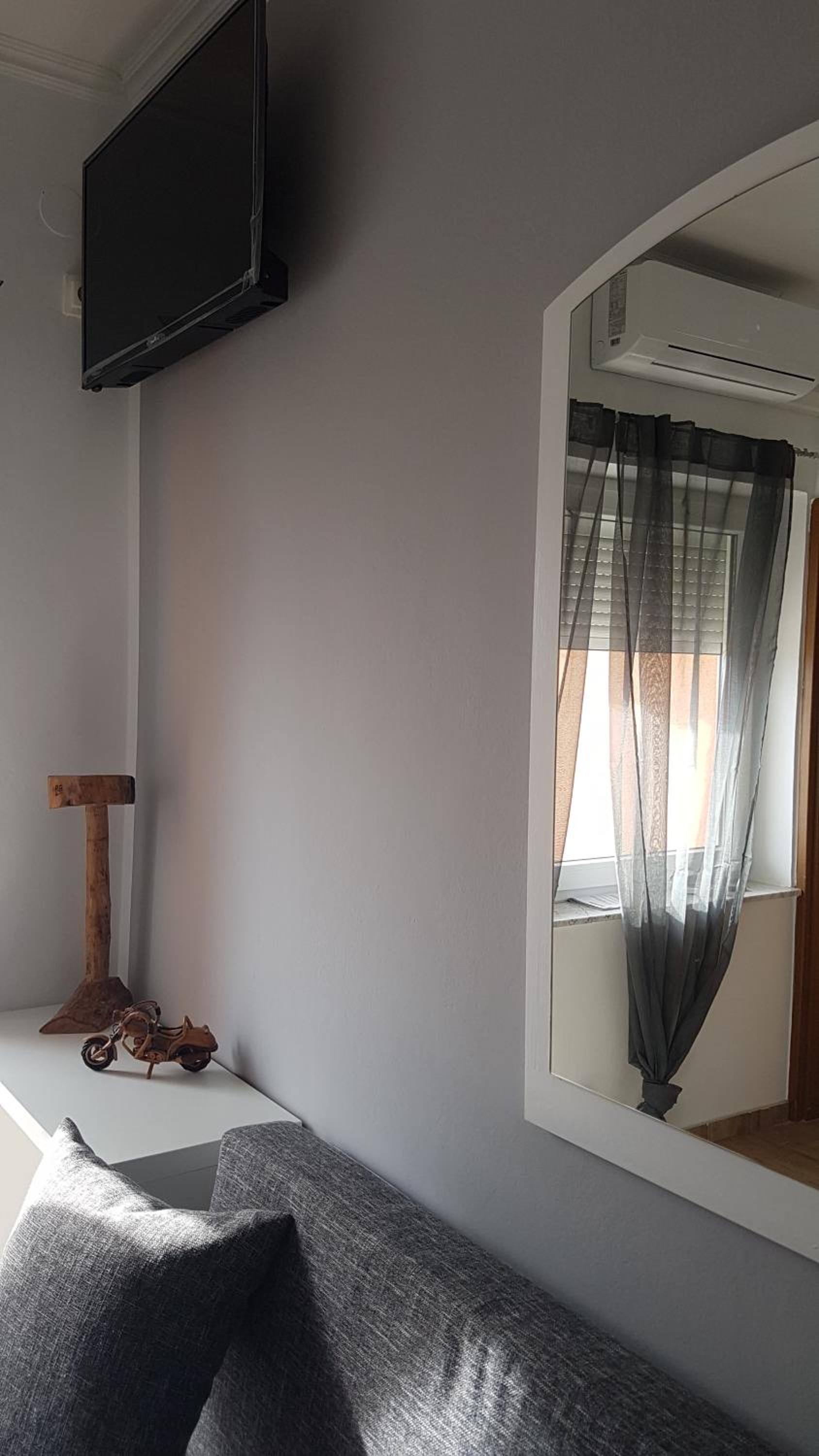 Photo 52