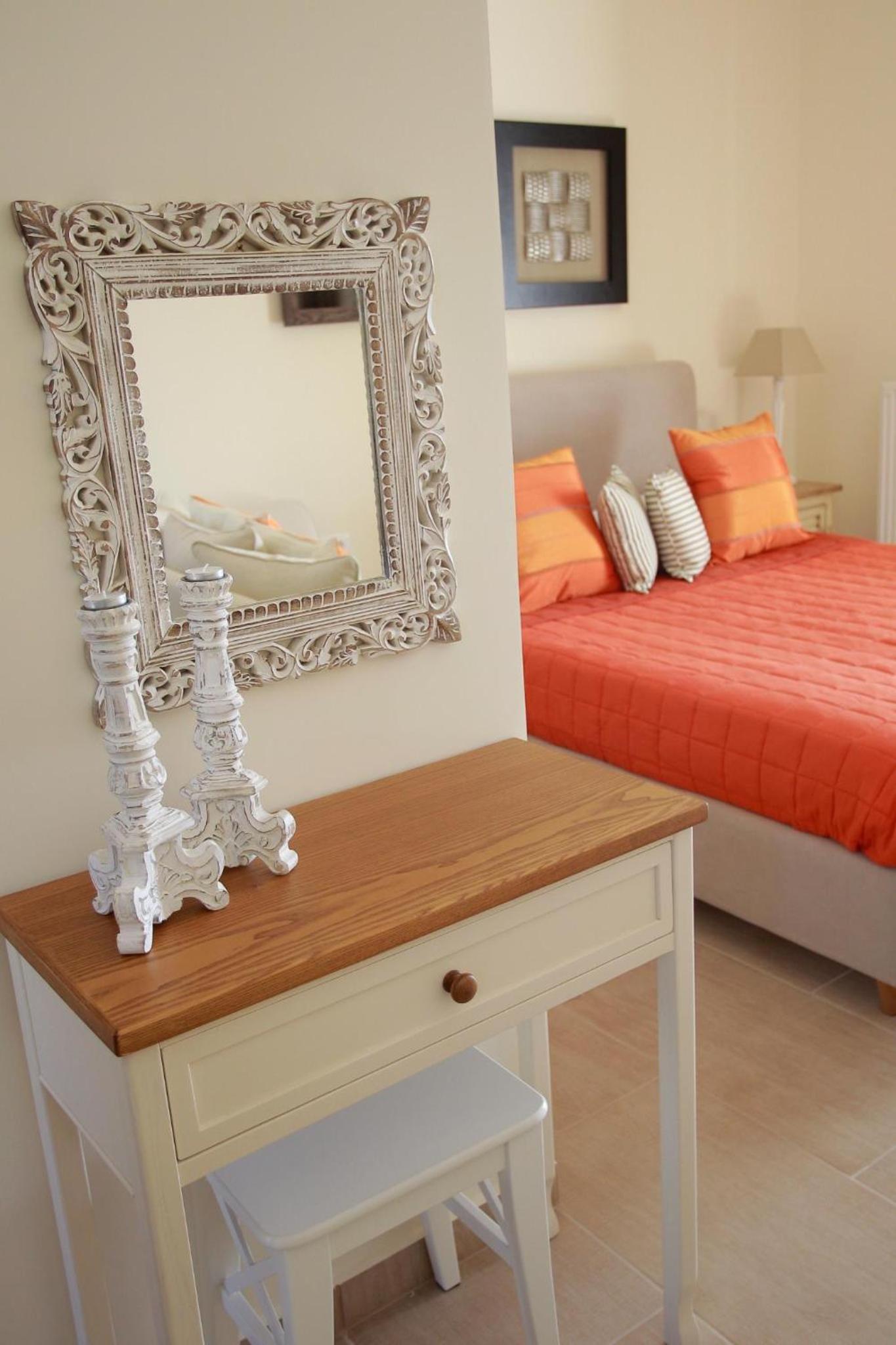 Elaion mini suites view 2