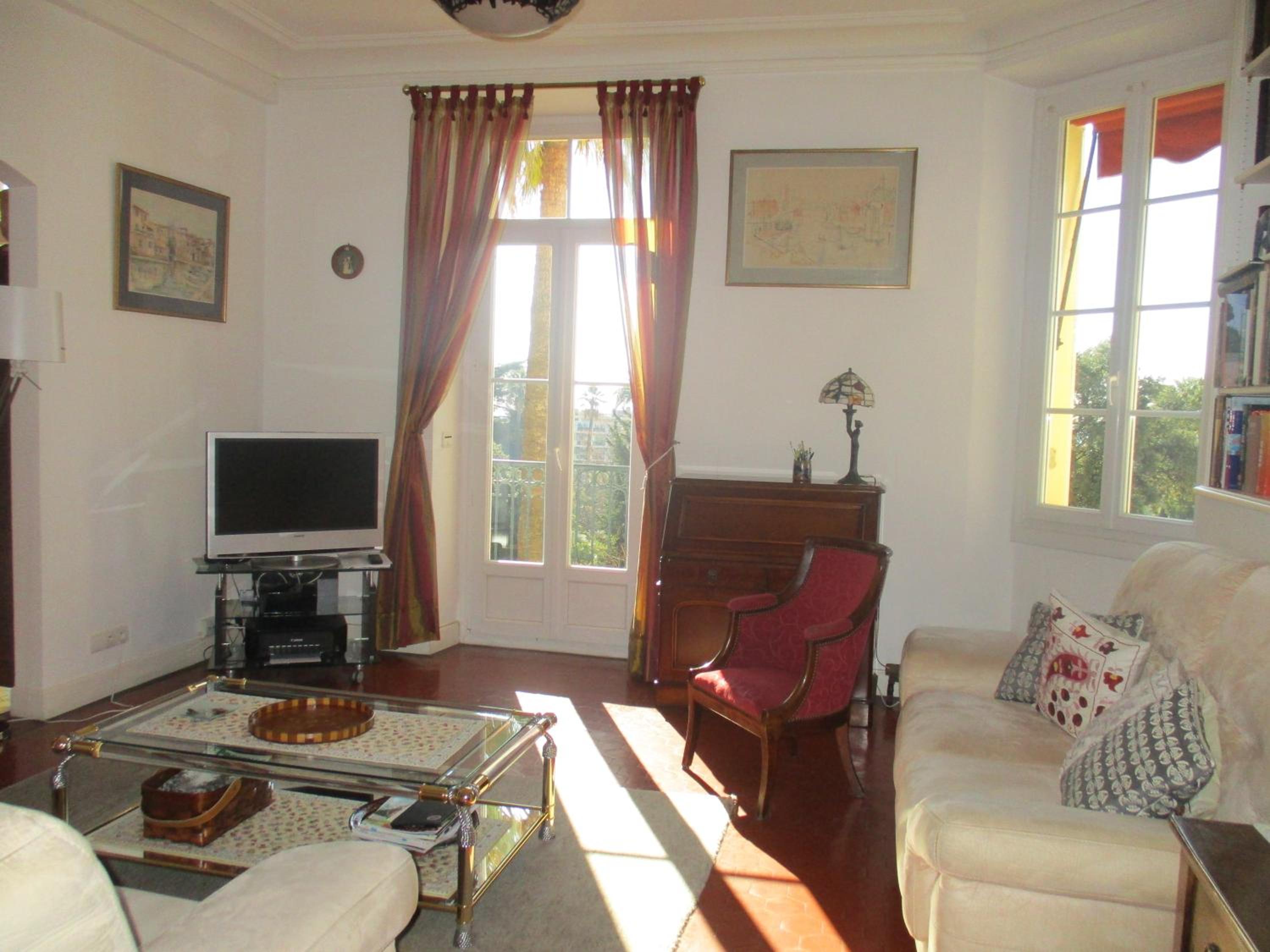 Three Bedrooms Apartment Cannes Noailles photo 4