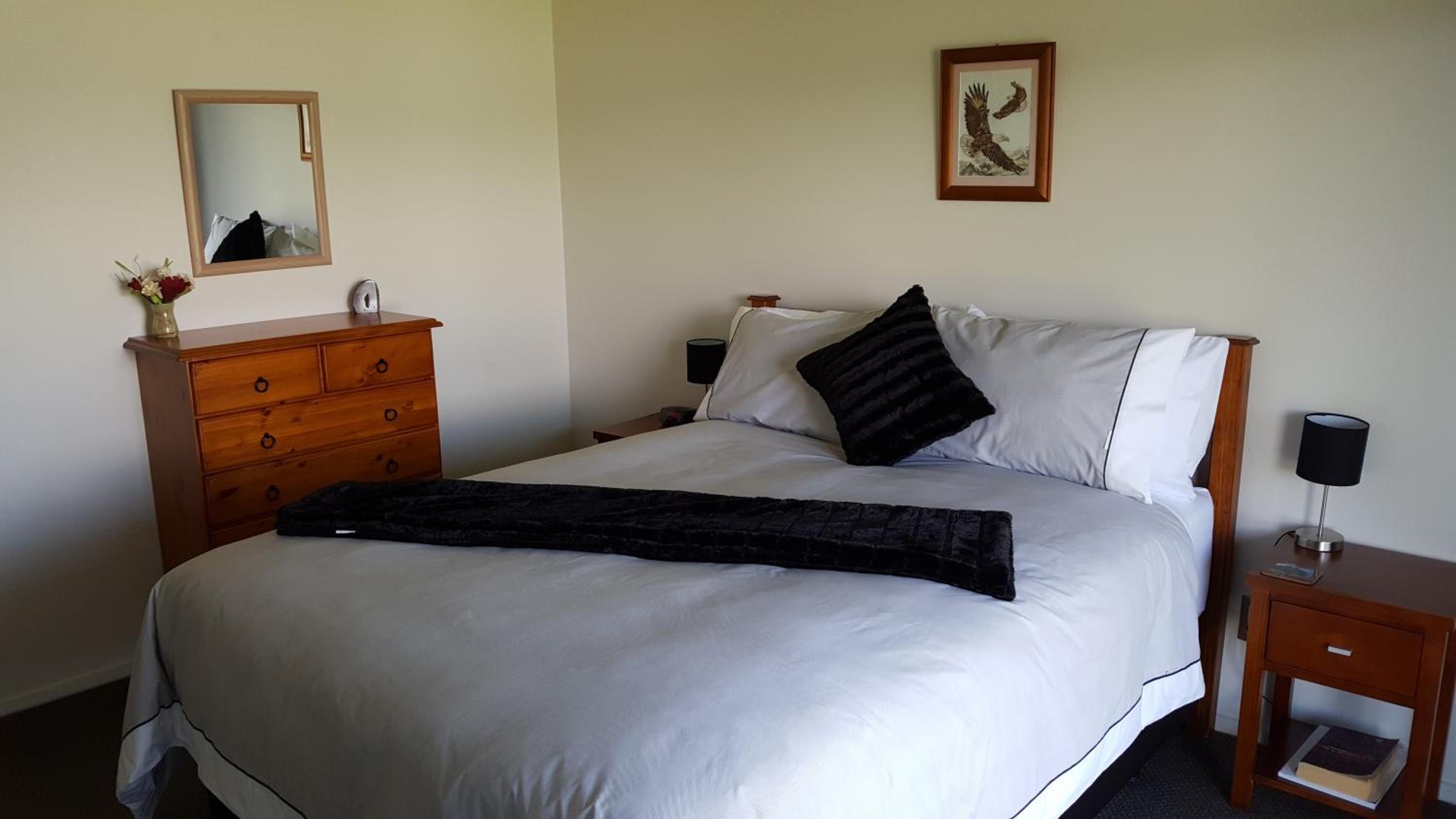 Athenree Waterside Accommodation