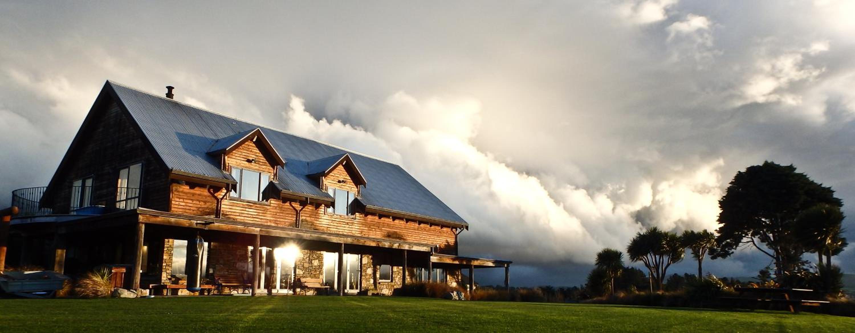 Tree House Lodge Bed & Breakfast