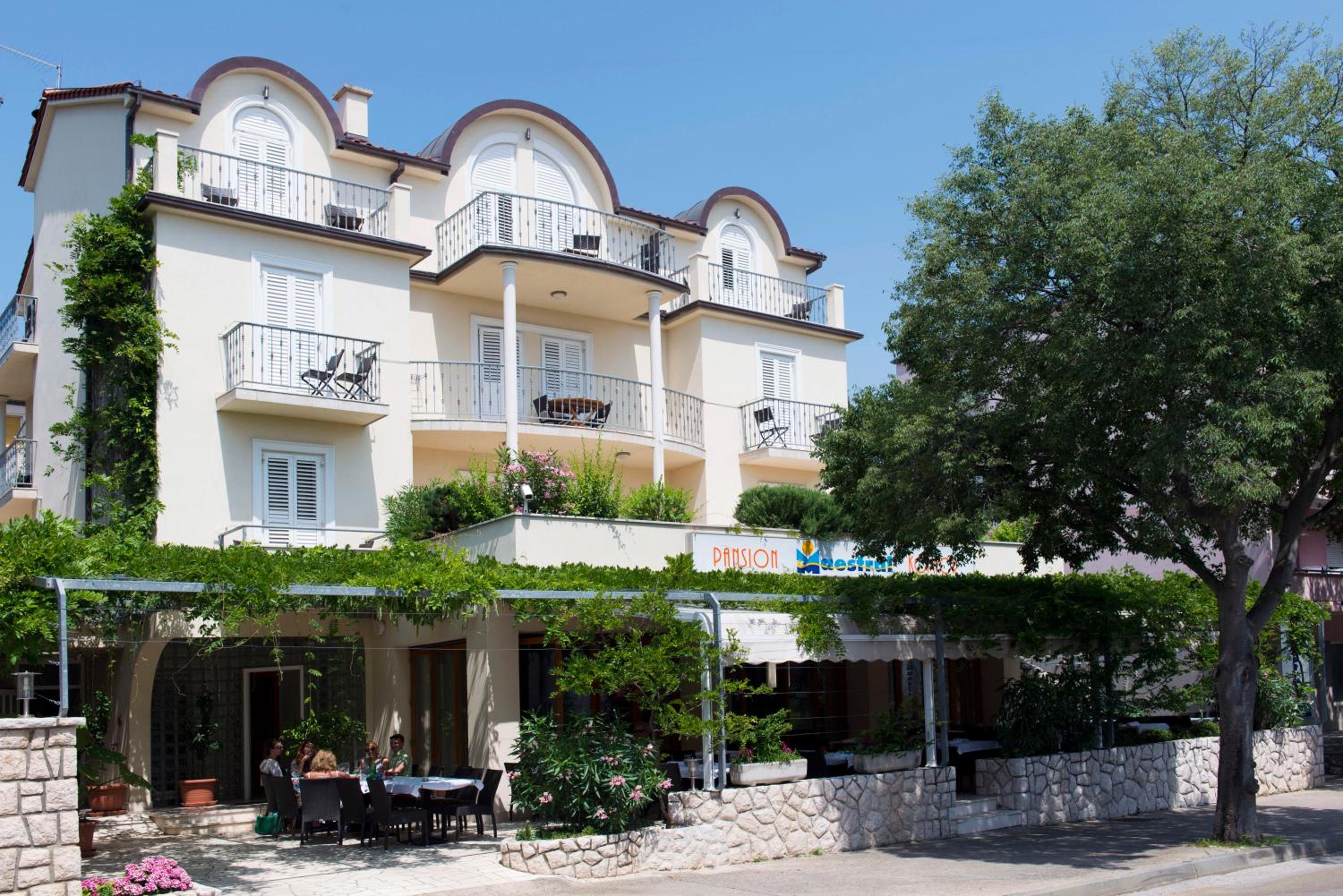 Hotel Pansion Maestral - Image 1
