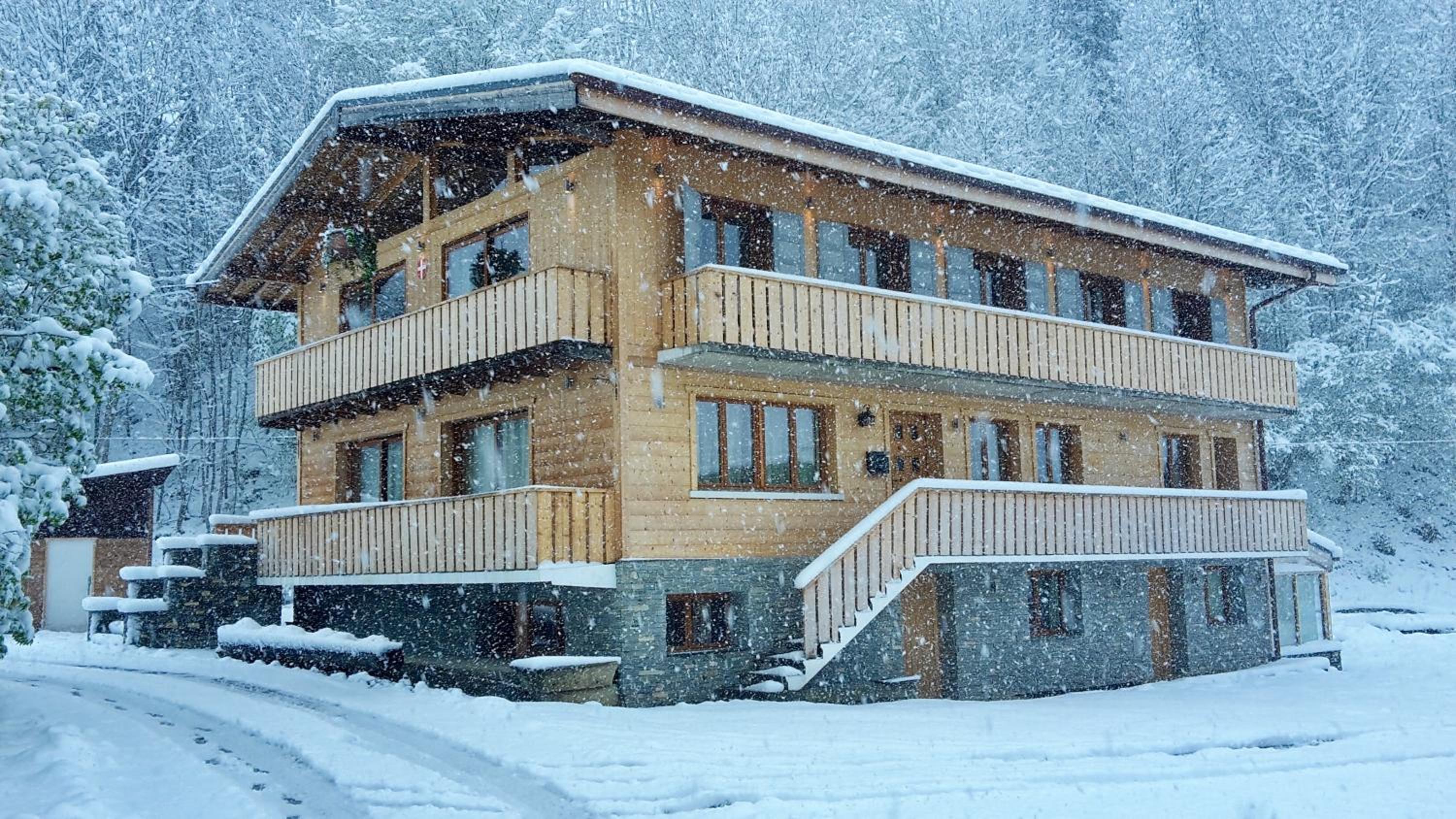 Chalet Marmotte 1 view 2