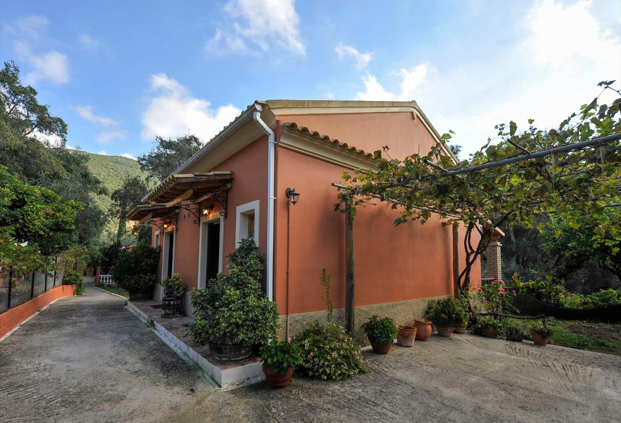 Pieros Studios Lisipios photo 5