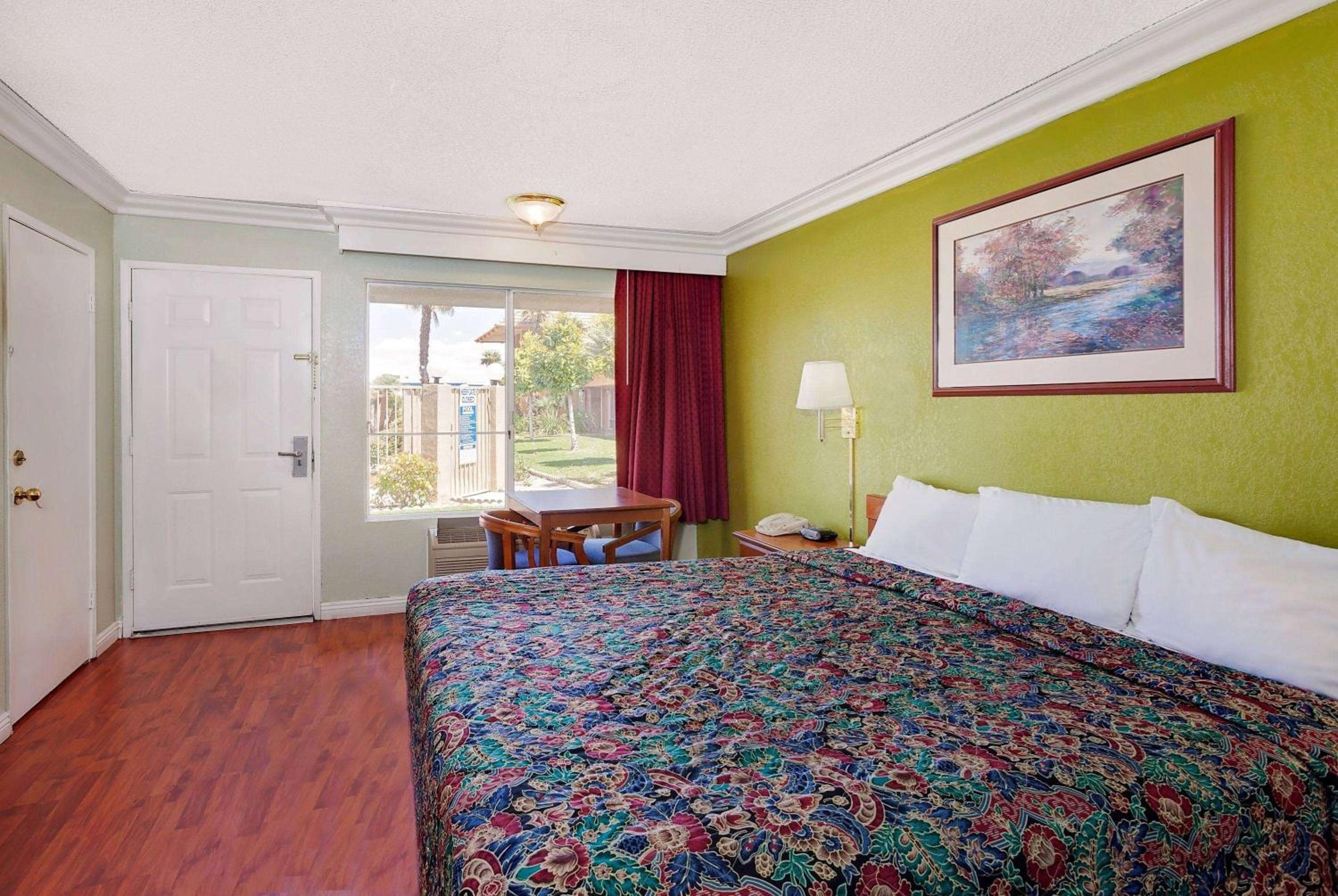 Knights Inn Palmdale, Φωτογραφία 11