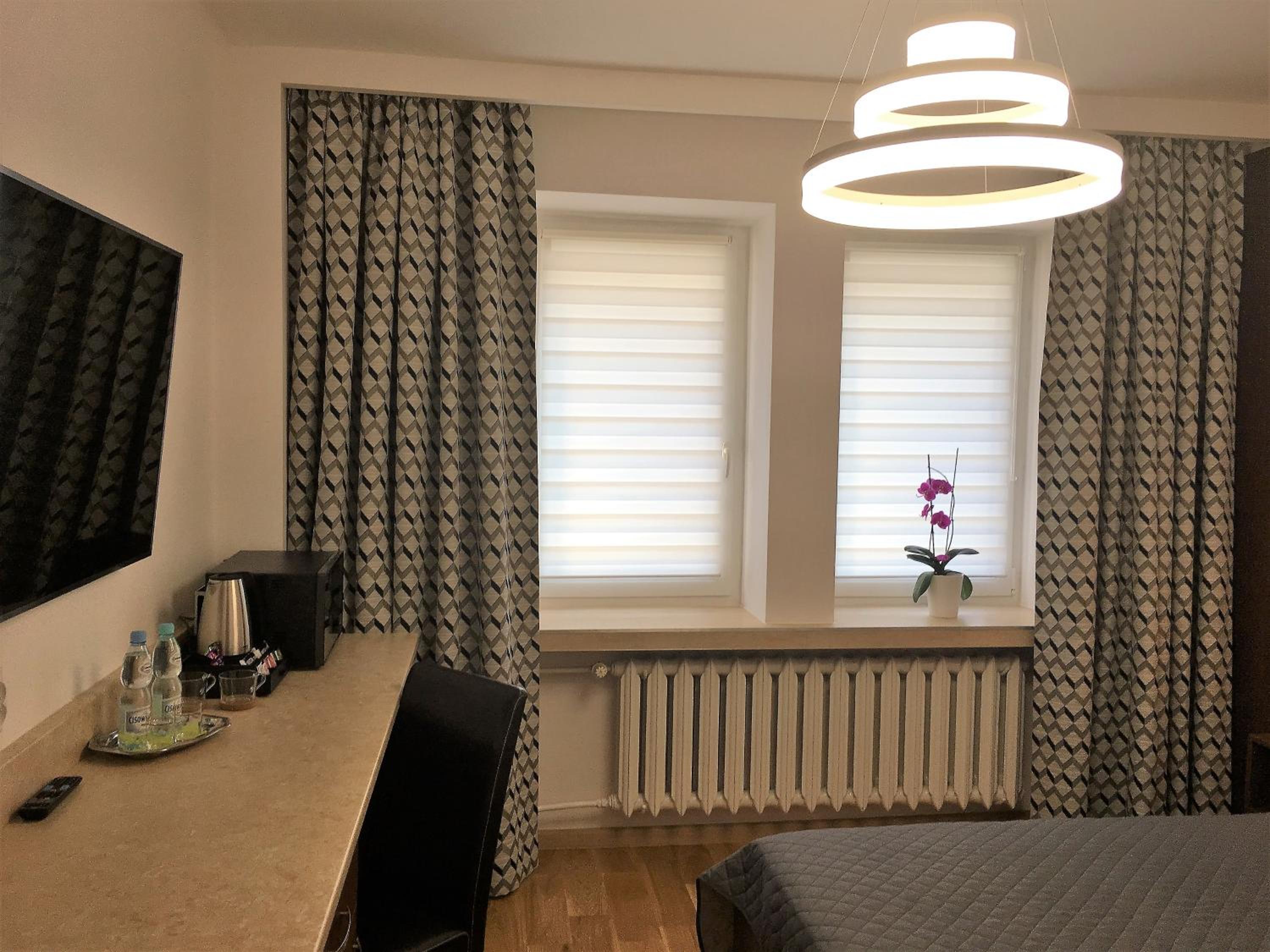 Apartment 82A view 3