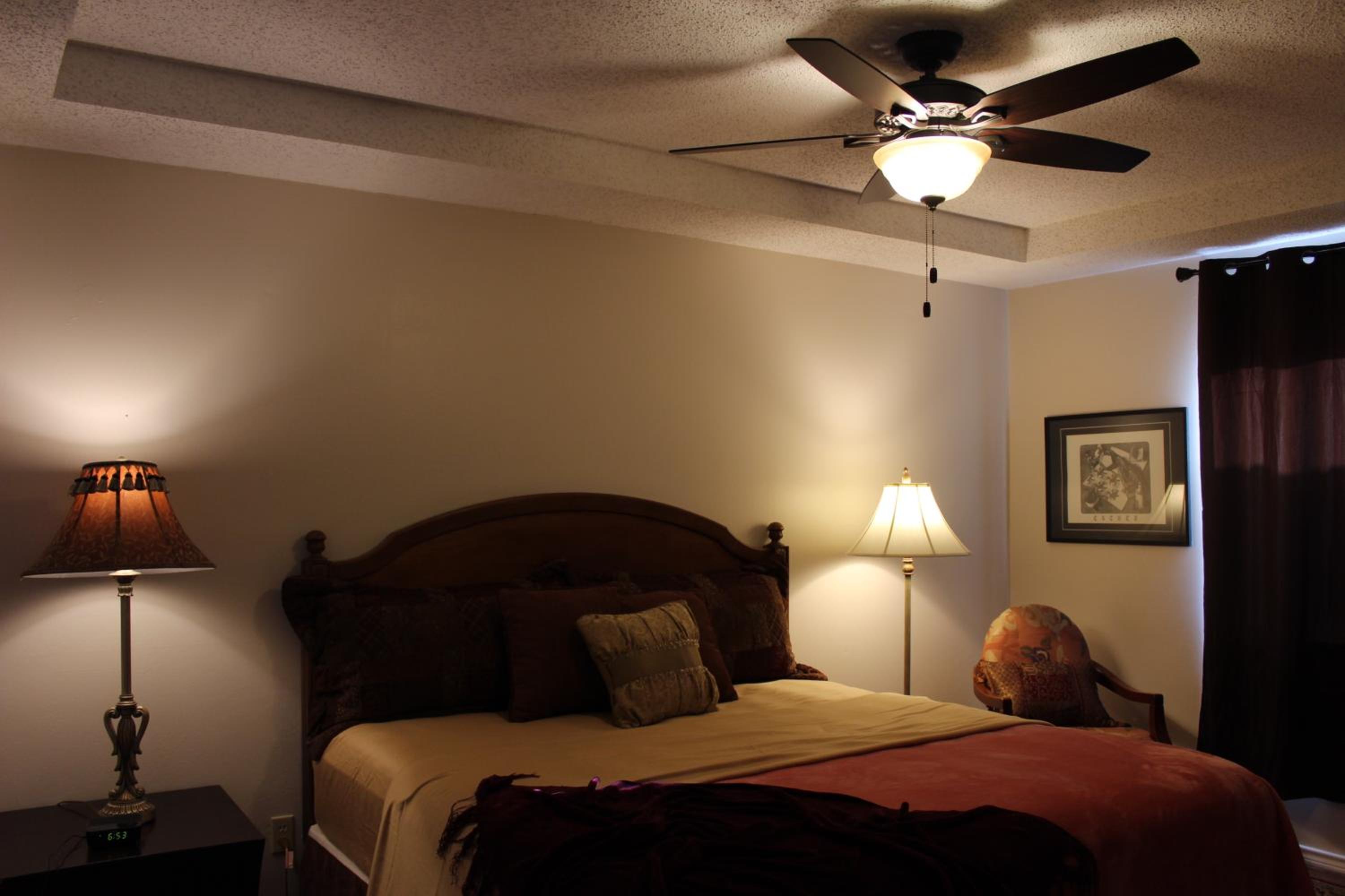 Dallas / Fort Worth Vacations - Comfy Cozy Affordable Home Away Home - Property Image 1
