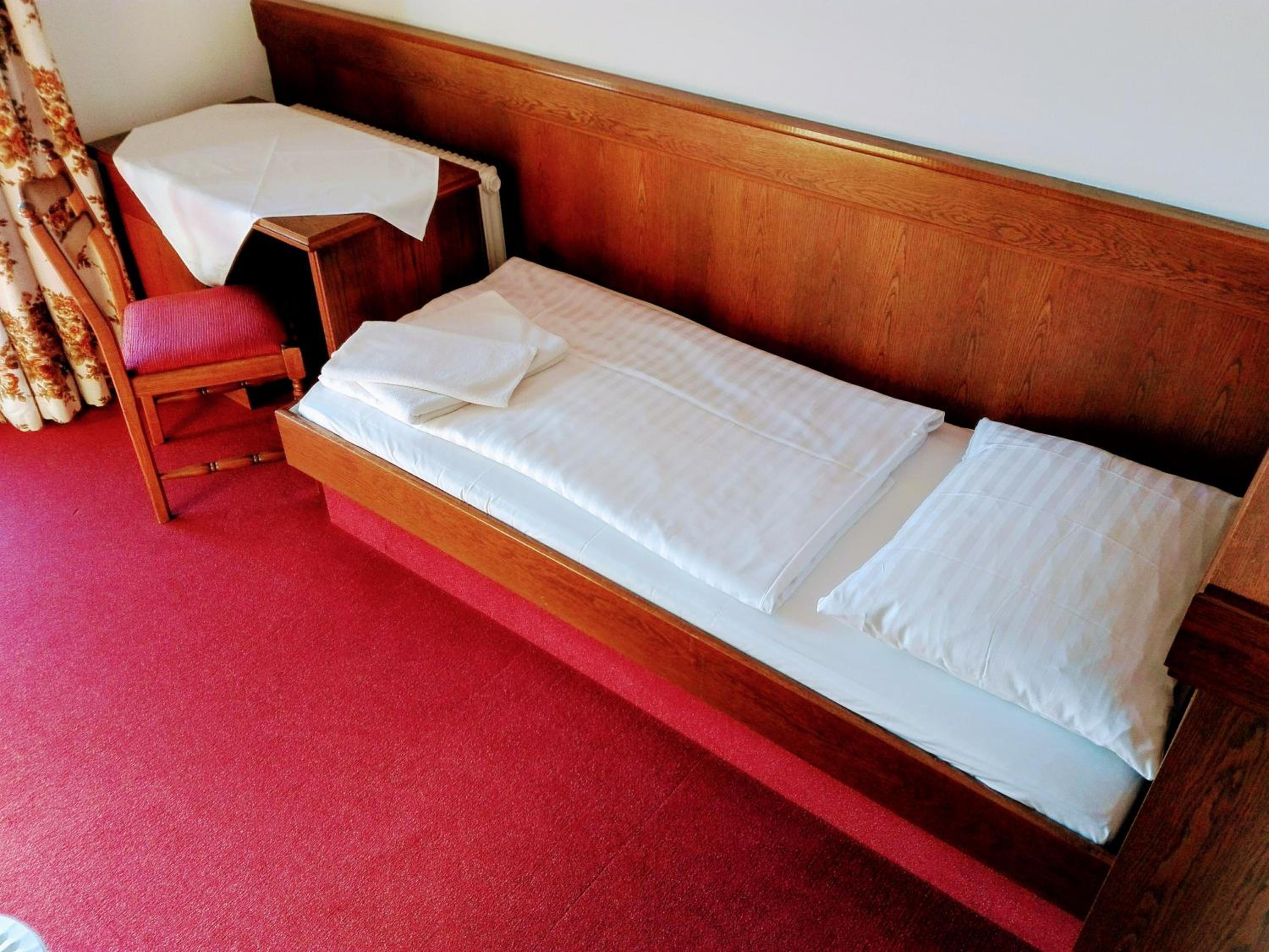 Mosers Pension