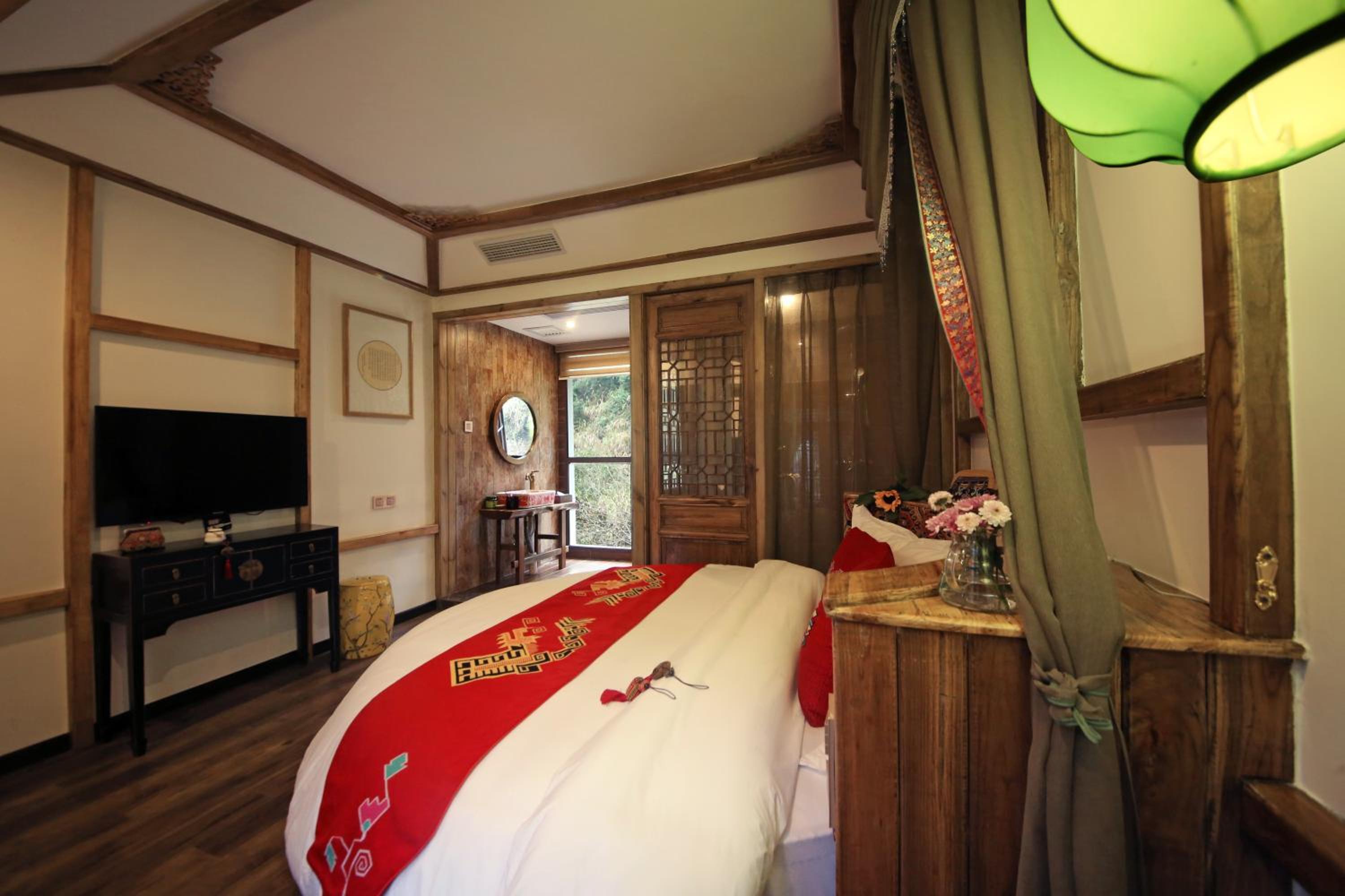 Zhangjiajie One city one inn
